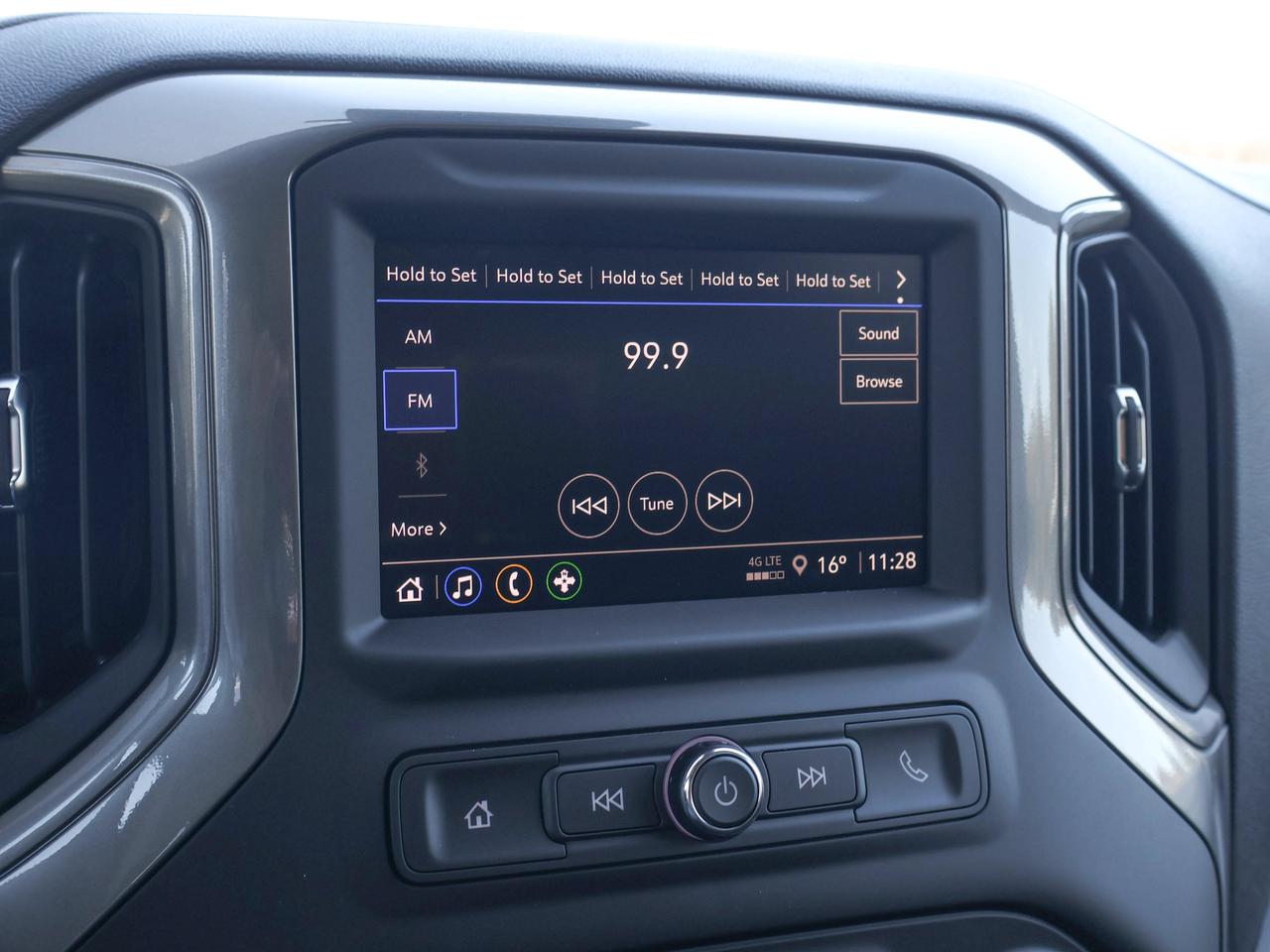 2026 Chevrolet SILVERADO 2500HD Work Truck Photo