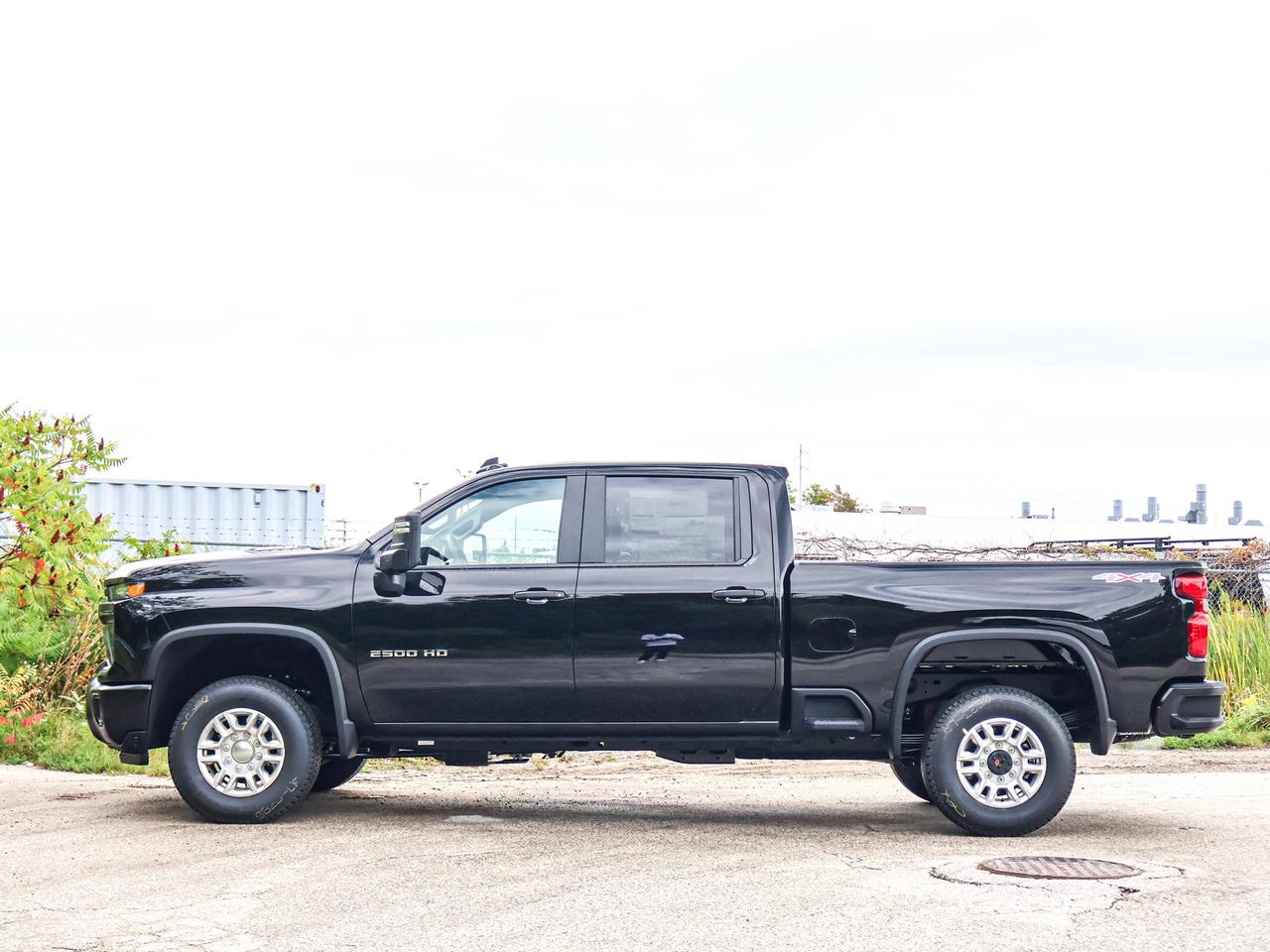 2026 Chevrolet SILVERADO 2500HD Work Truck Photo