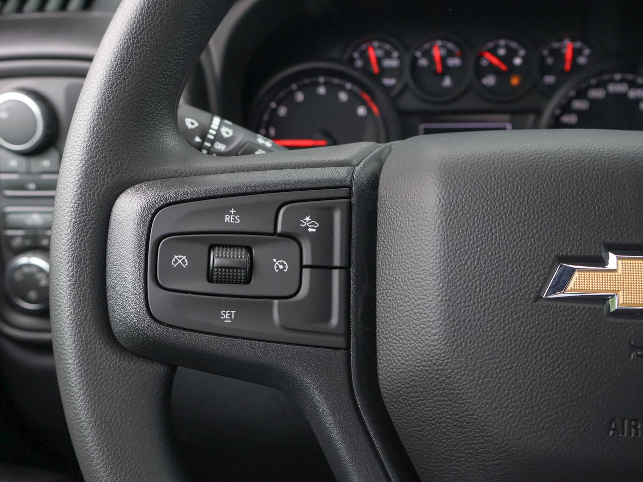 2026 Chevrolet SILVERADO 2500HD Work Truck Photo