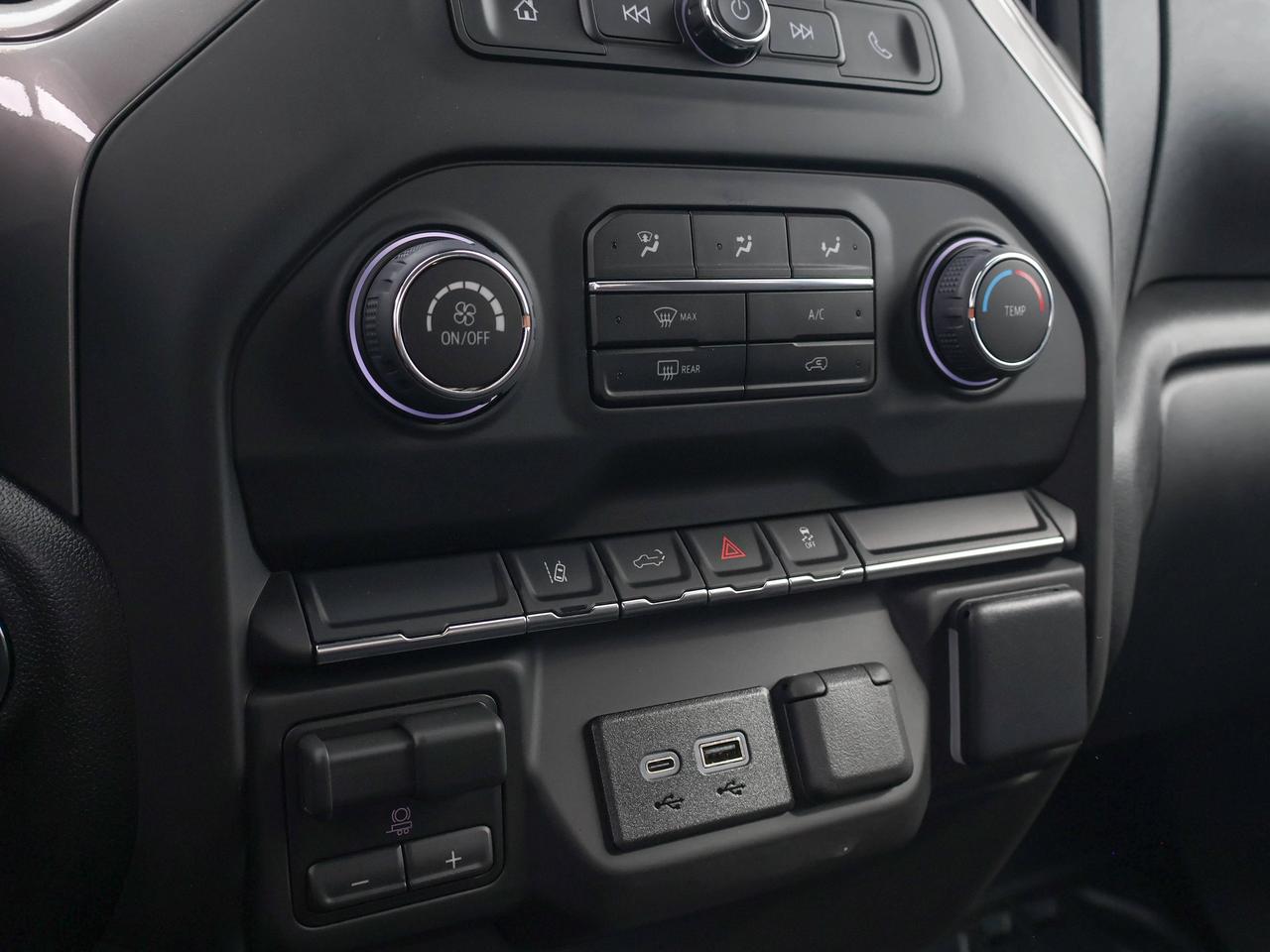2026 Chevrolet SILVERADO 2500HD Work Truck Photo