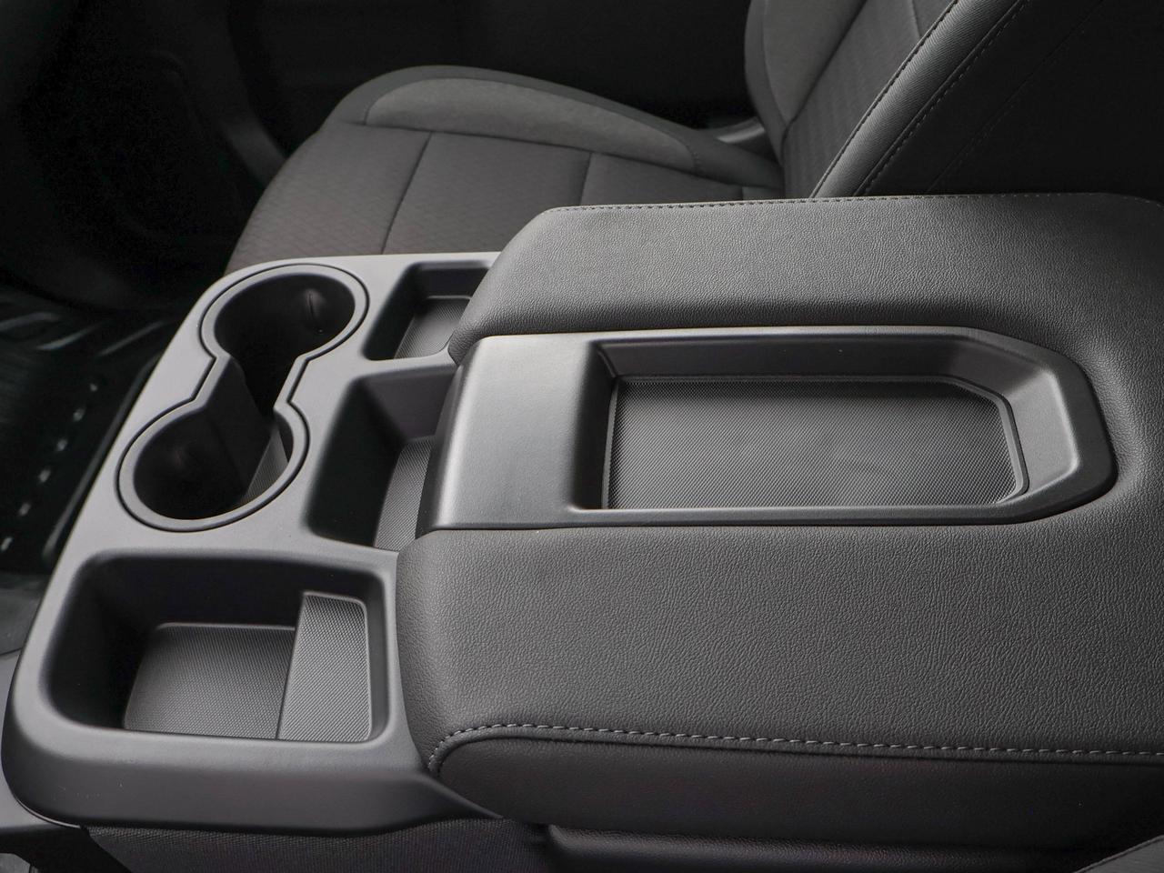 2026 Chevrolet SILVERADO 2500HD Work Truck Photo