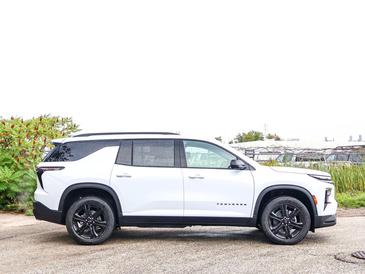 2027 Chevrolet Traverse LT Photo