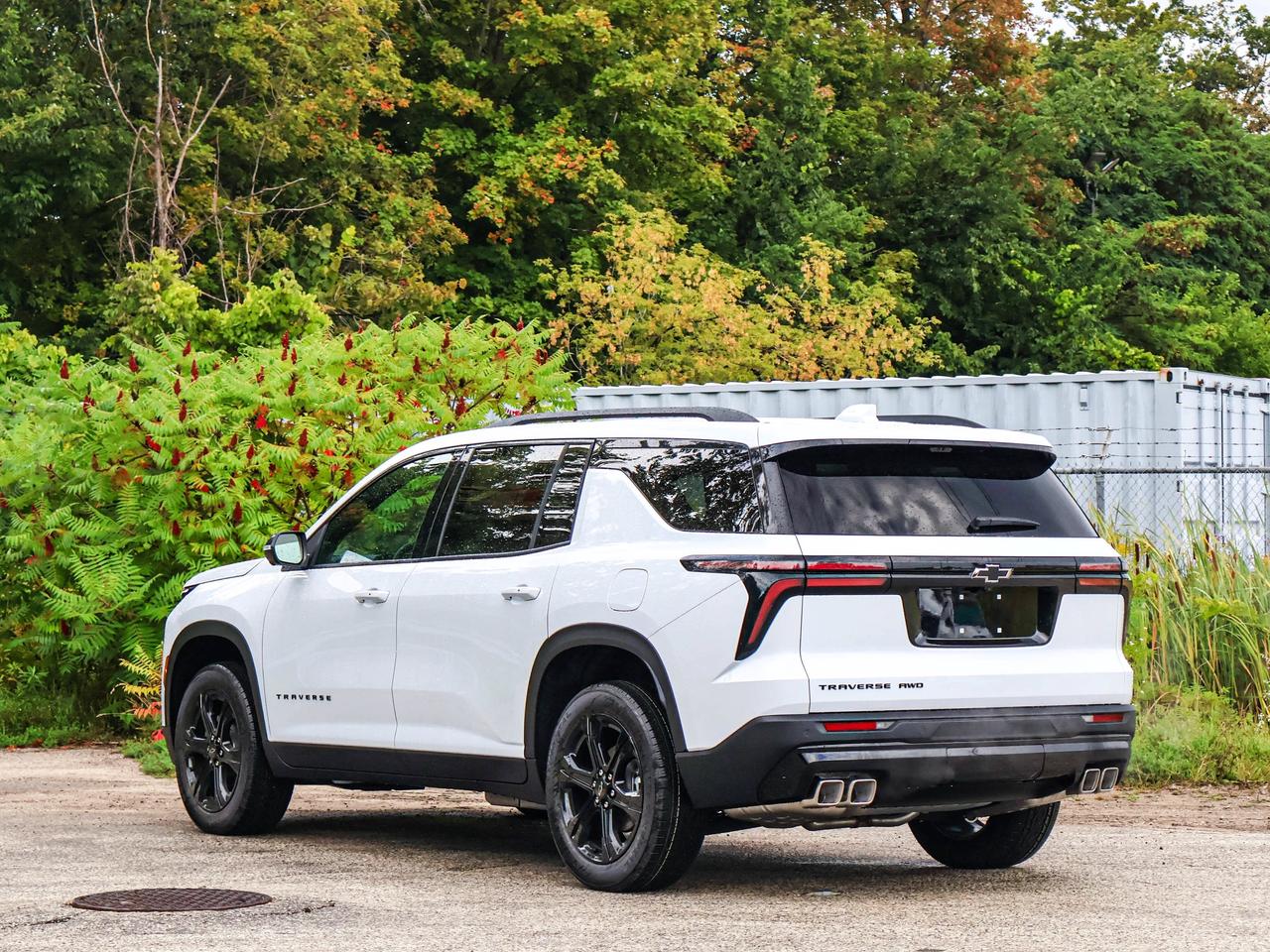 2027 Chevrolet Traverse LT Photo