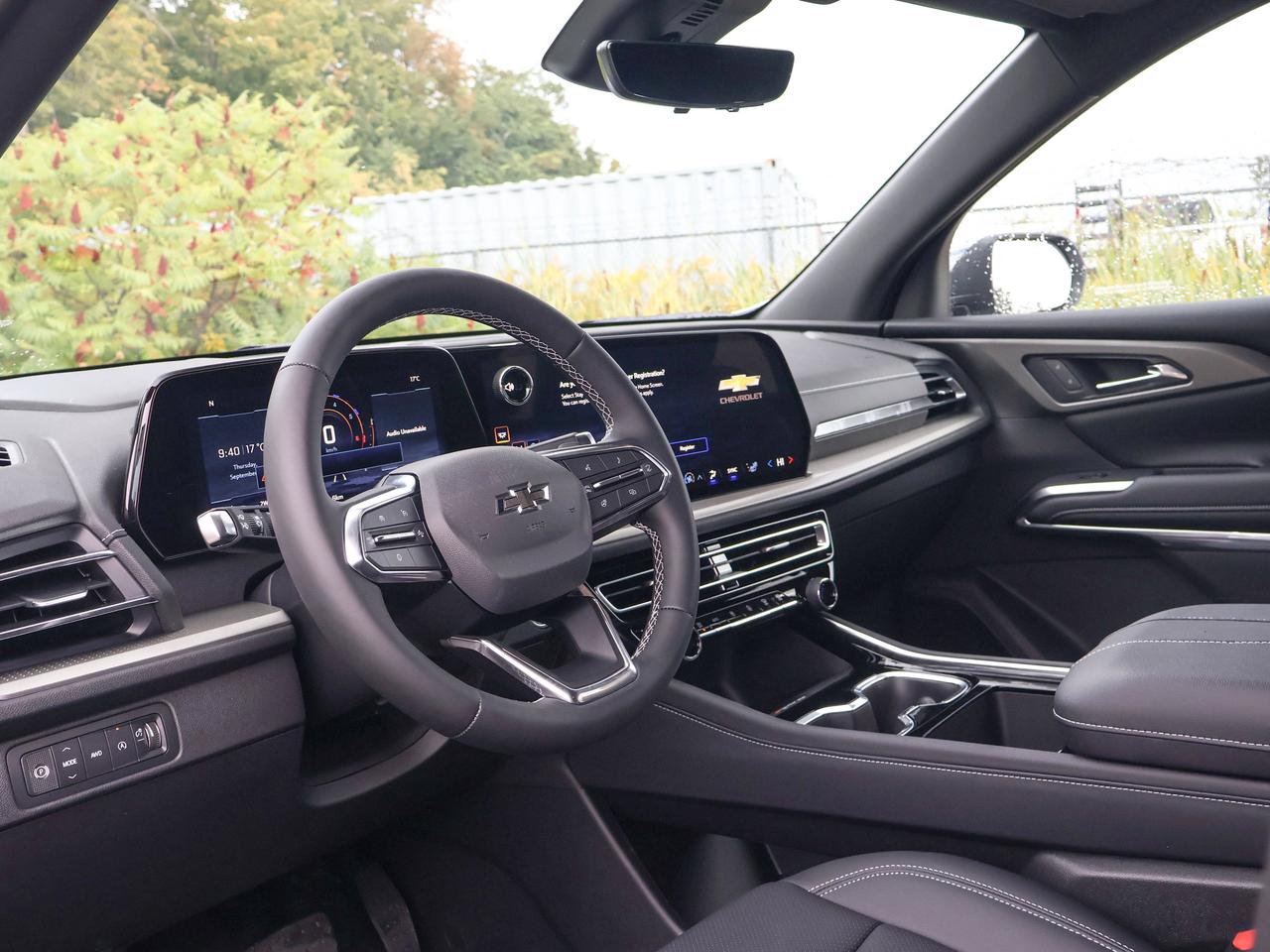 2027 Chevrolet Traverse LT Photo