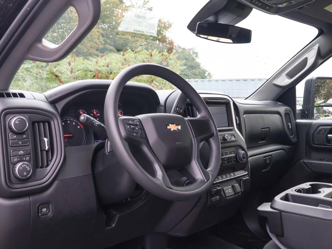 2026 Chevrolet SILVERADO 2500HD Work Truck Photo