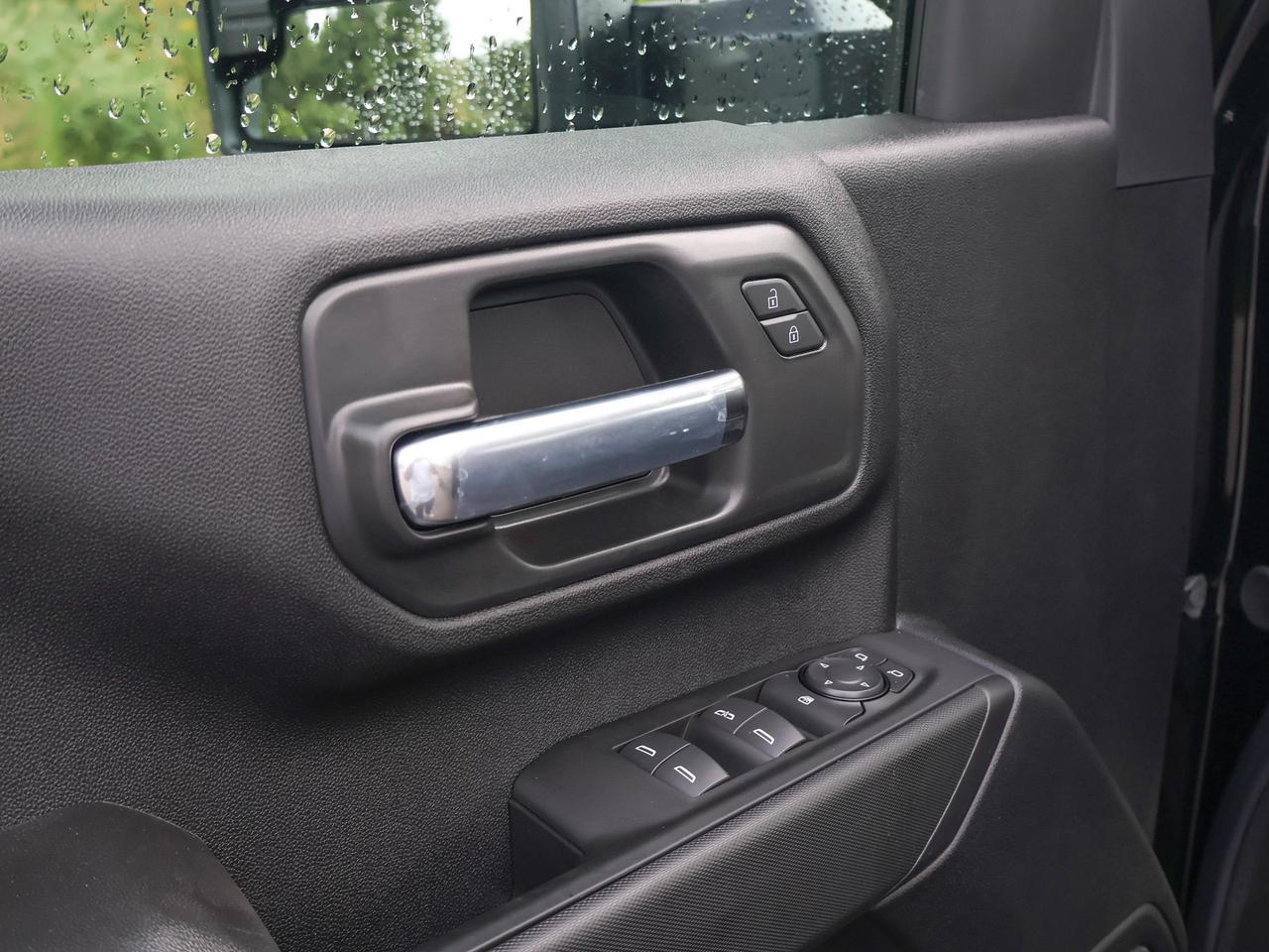 2026 Chevrolet SILVERADO 2500HD Work Truck Photo