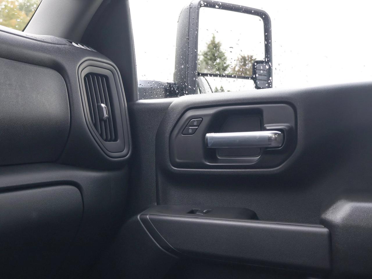 2026 Chevrolet SILVERADO 2500HD Work Truck Photo