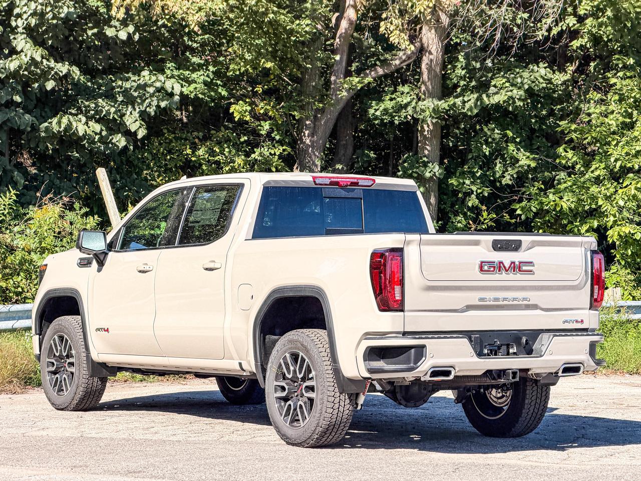 2026 GMC Sierra 1500 AT4 Photo