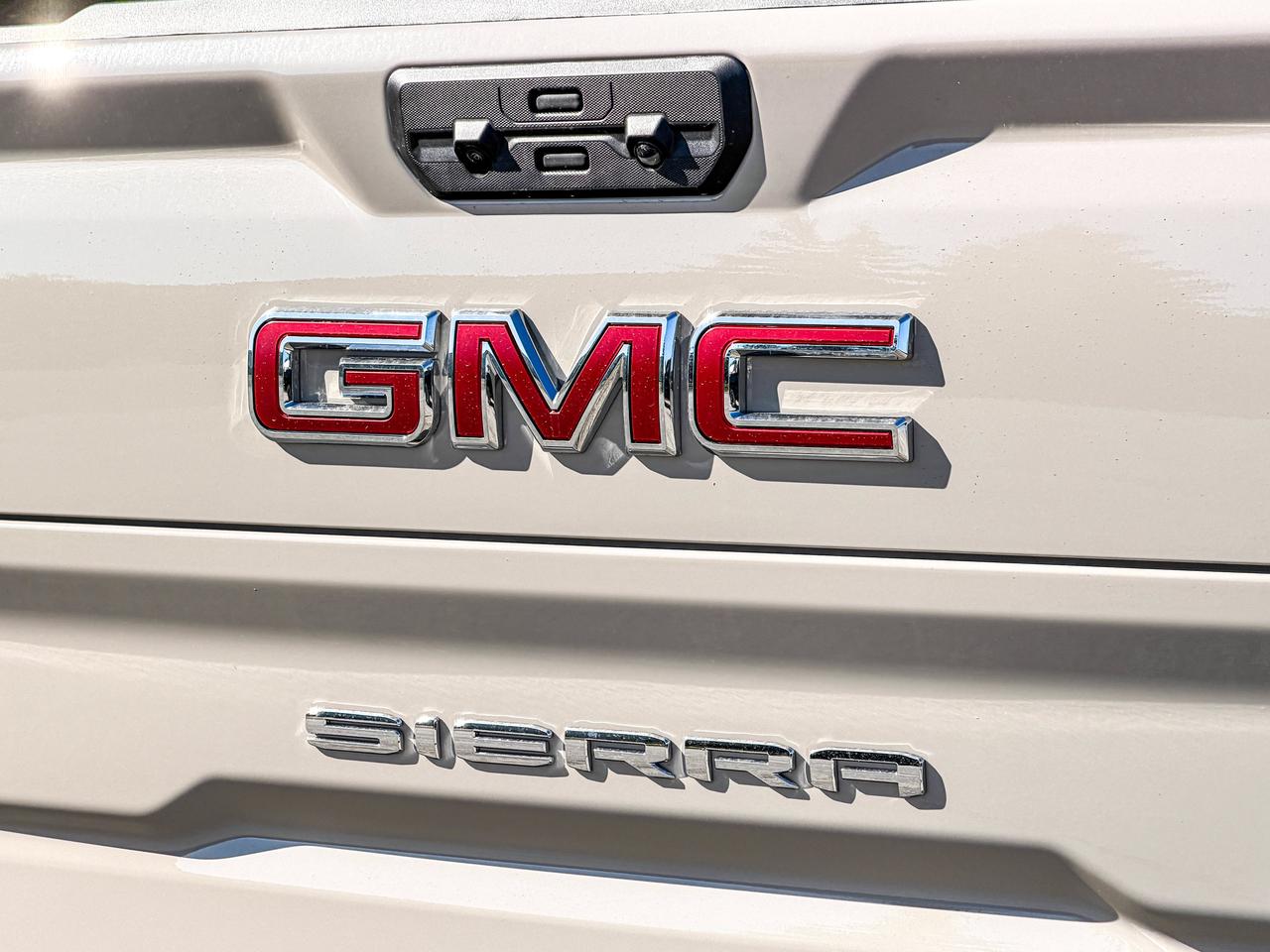 2026 GMC Sierra 1500 AT4 Photo