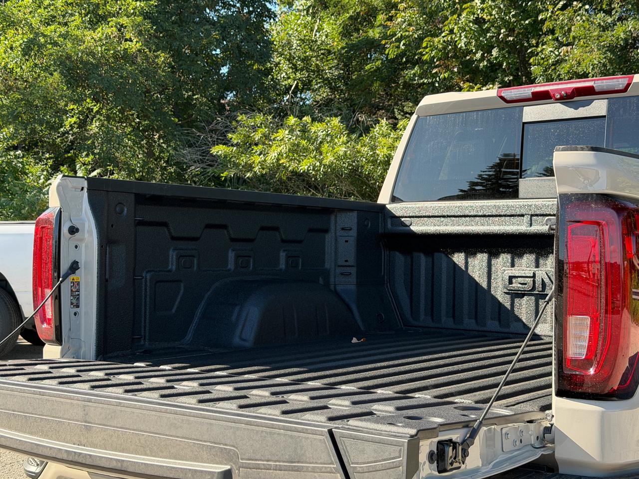 2026 GMC Sierra 1500 AT4 Photo