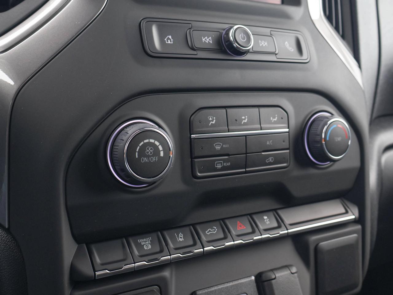 2026 Chevrolet SILVERADO 2500HD LT Photo