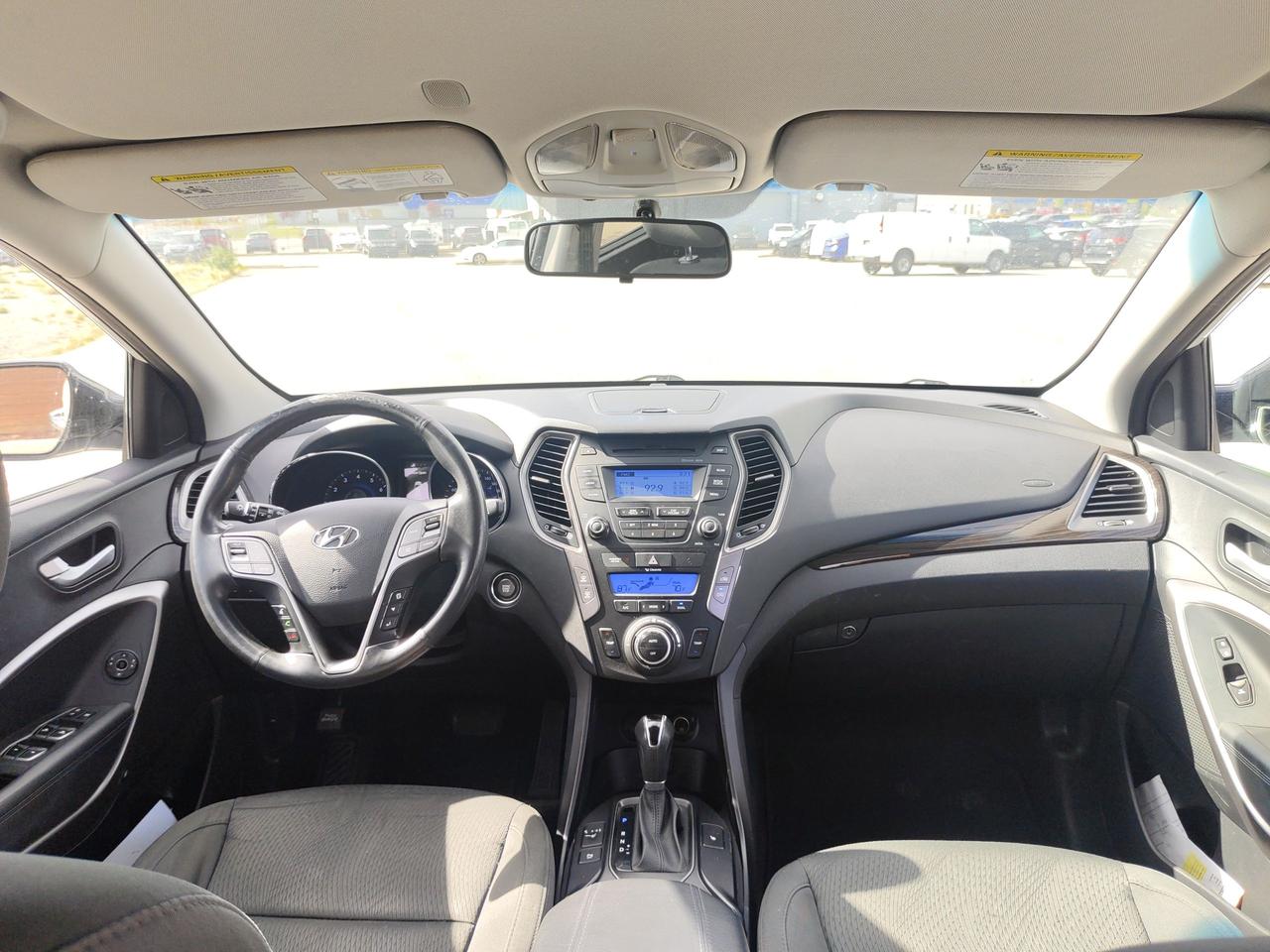2016 Hyundai Santa Fe Sport Premium Photo