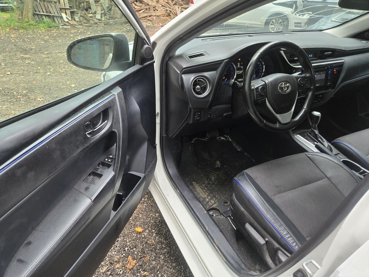 2019 Toyota Corolla SE Photo