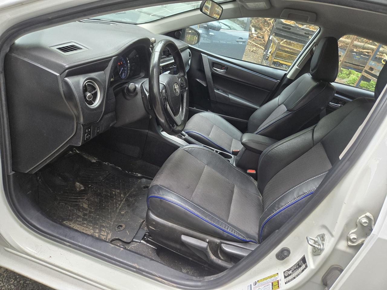 2019 Toyota Corolla SE Photo