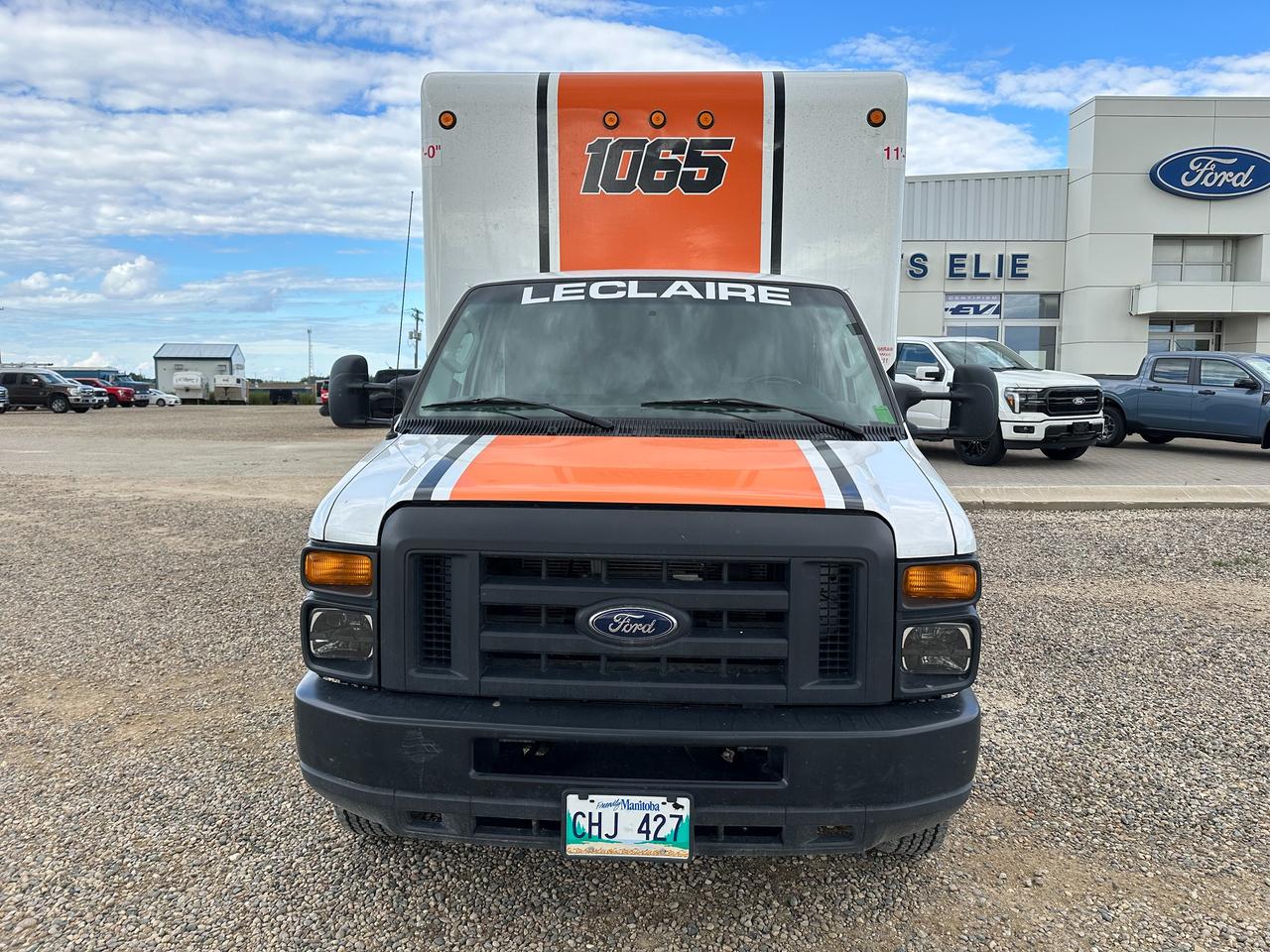 2017 Ford E450 E450 with 16' Cube Photo