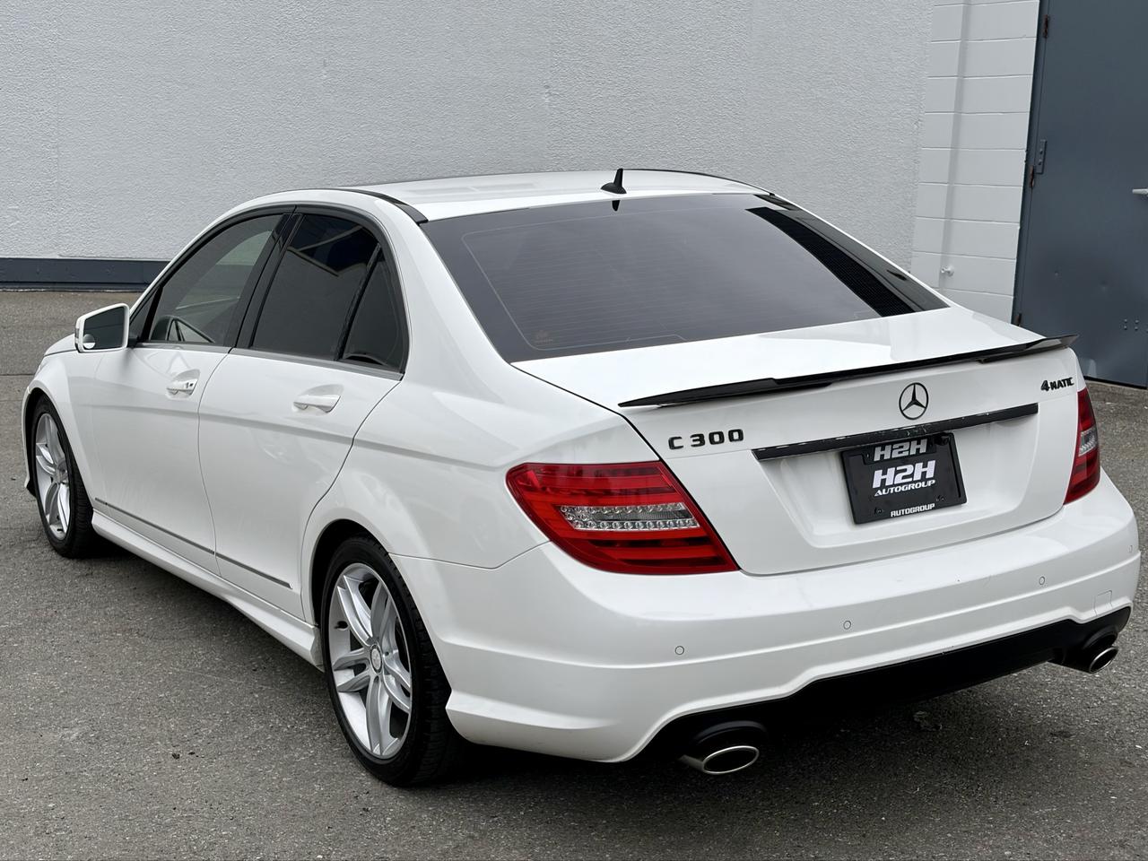 2013 Mercedes-Benz C-Class FINANCING AVAILABLE Photo7