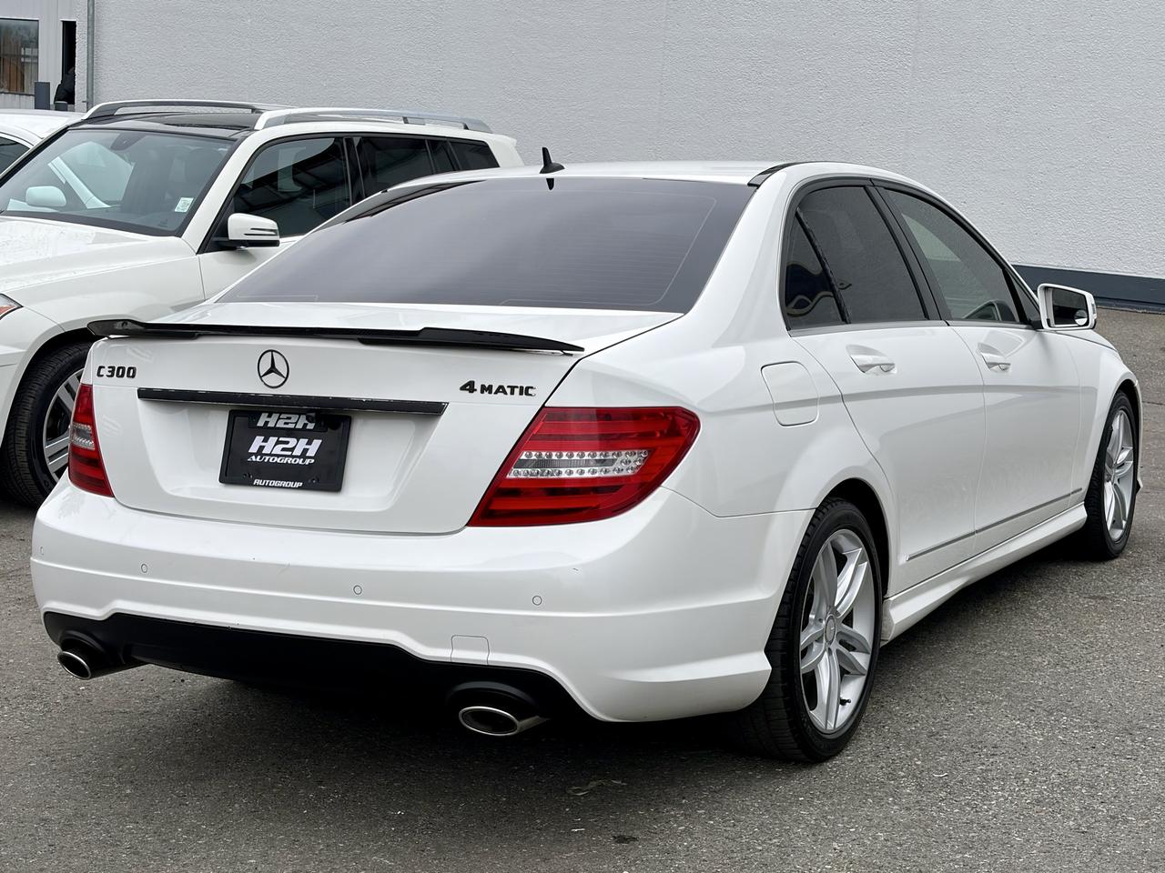 2013 Mercedes-Benz C-Class FINANCING AVAILABLE Photo5