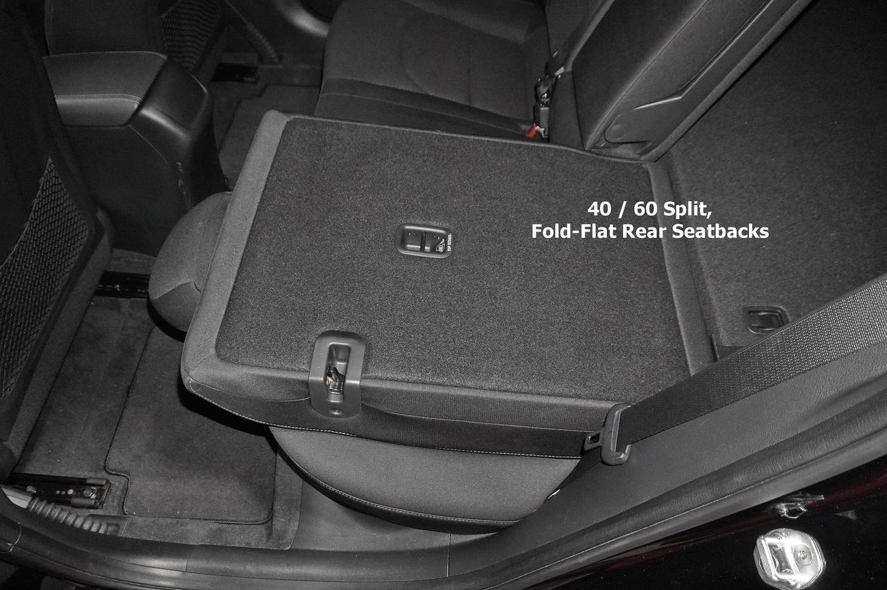 2020 Hyundai Elantra GT Luxury Auto Photo