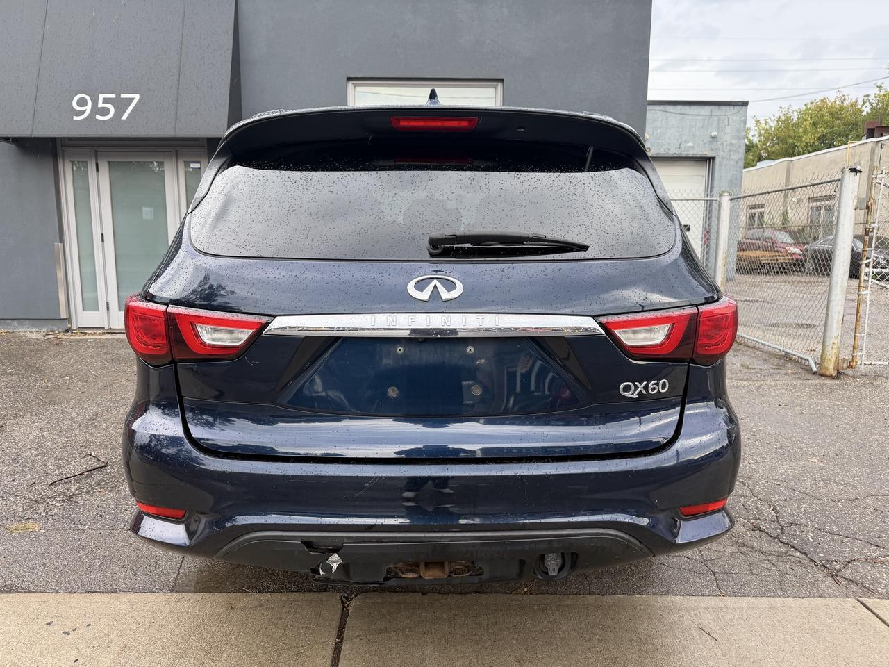 2017 Infiniti QX60 AWD Photo