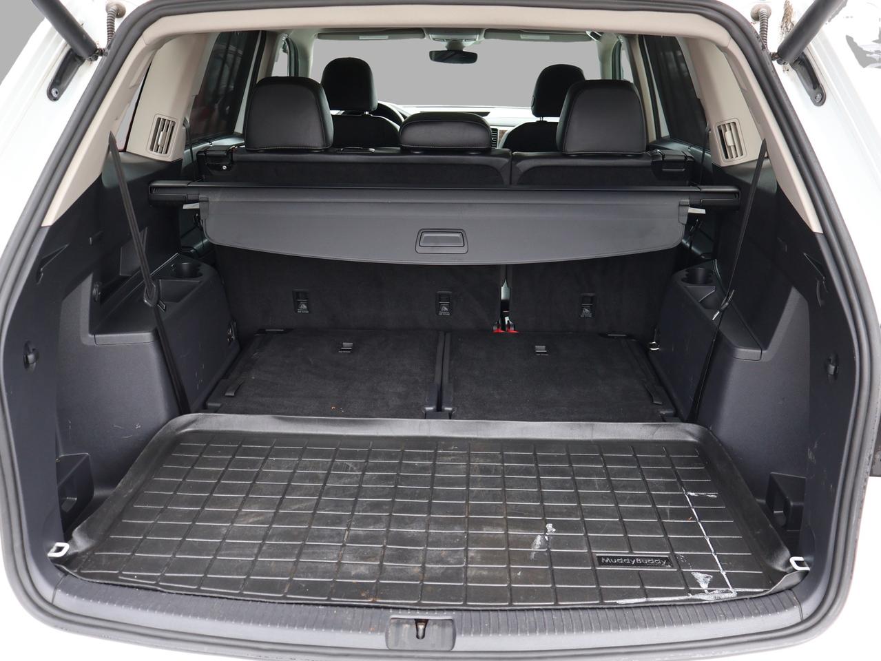2019 Volkswagen Atlas V6 EXECLINE R-LINR *VW MAINTAIN* CAMERA NAV BLUETOOTH LEATHER HEATED SEATS SUNROOF CRUISE ALLOYS Photo