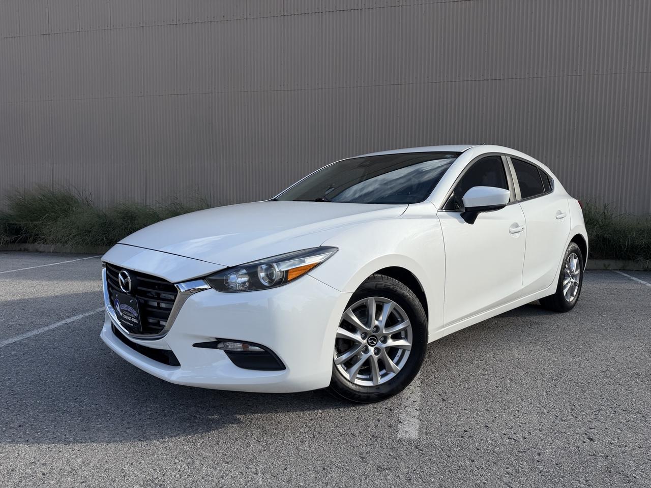 2018 Mazda MAZDA3 GS - Photo #1