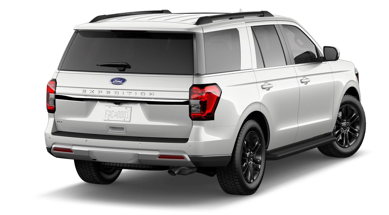 2024 Ford Expedition XLT 4X4 Photo2