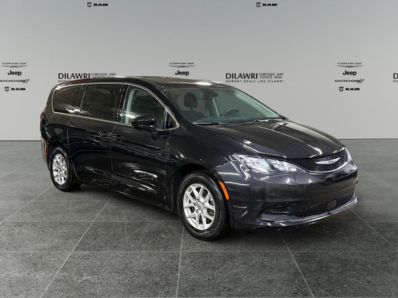 2023 Dodge Grand Caravan SXT 2WD Photo