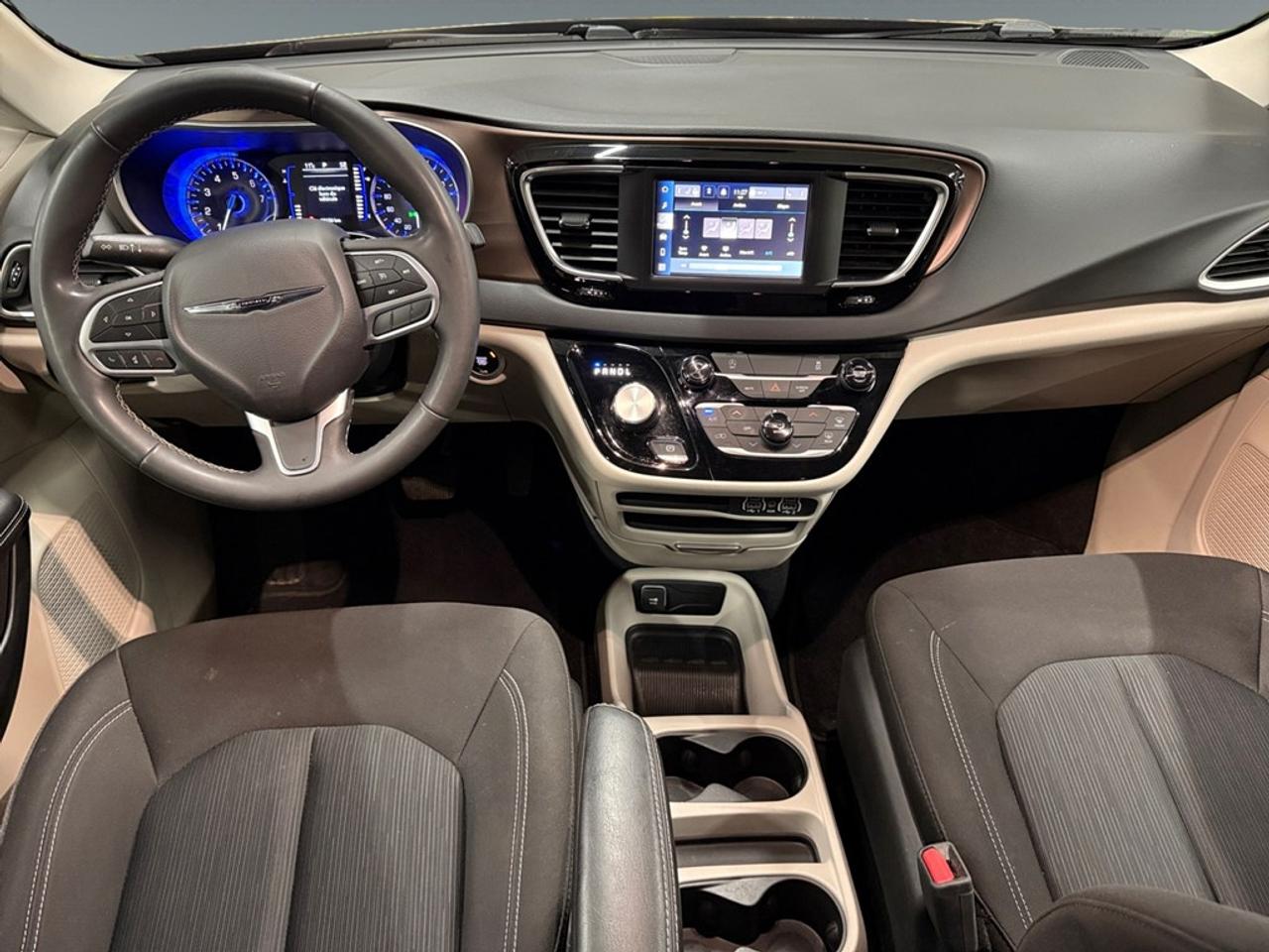 2023 Dodge Grand Caravan SXT 2WD Photo