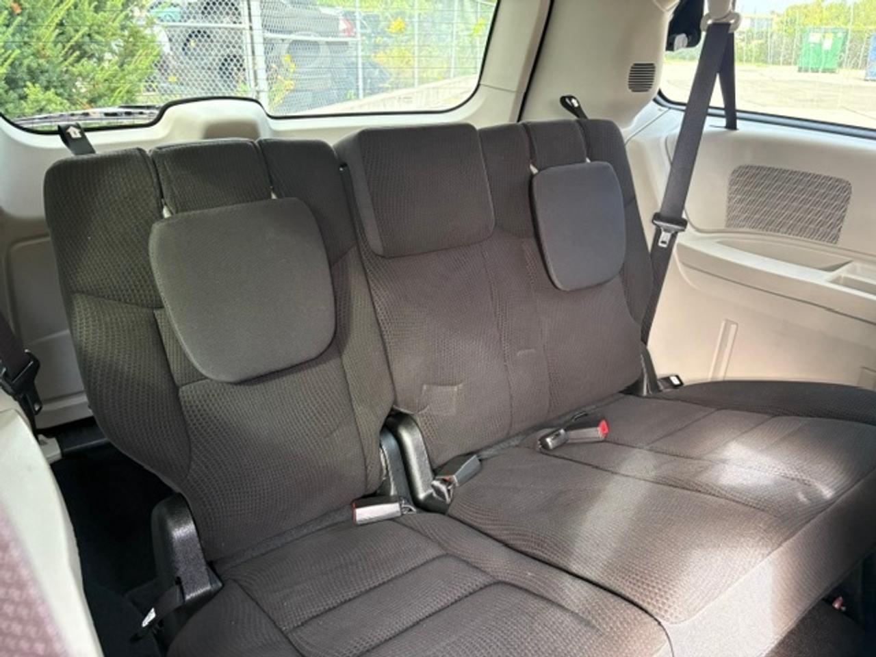 2018 Dodge Grand Caravan ONLY 40,000KM-1 OWNER-2 SETS OF WHEELS-NEW BRAKES-CERTIFIED Photo