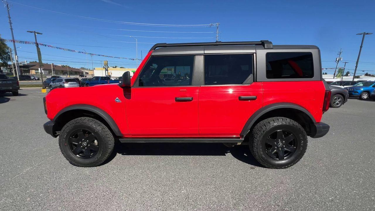 2022 Ford Bronco Black Diamond 4x4, SIRIUS XM, REVERSE CAMERA, NAV, CRUISE CONTROL, BLUETOOTH!! Photo