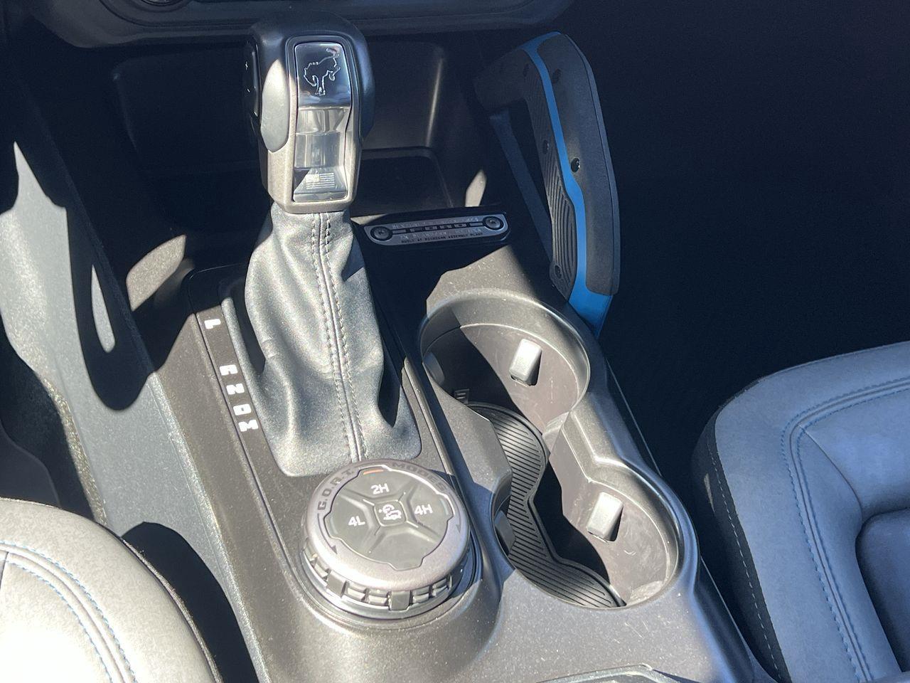 2022 Ford Bronco Black Diamond 4x4, SIRIUS XM, REVERSE CAMERA, NAV, CRUISE CONTROL, BLUETOOTH!! Photo