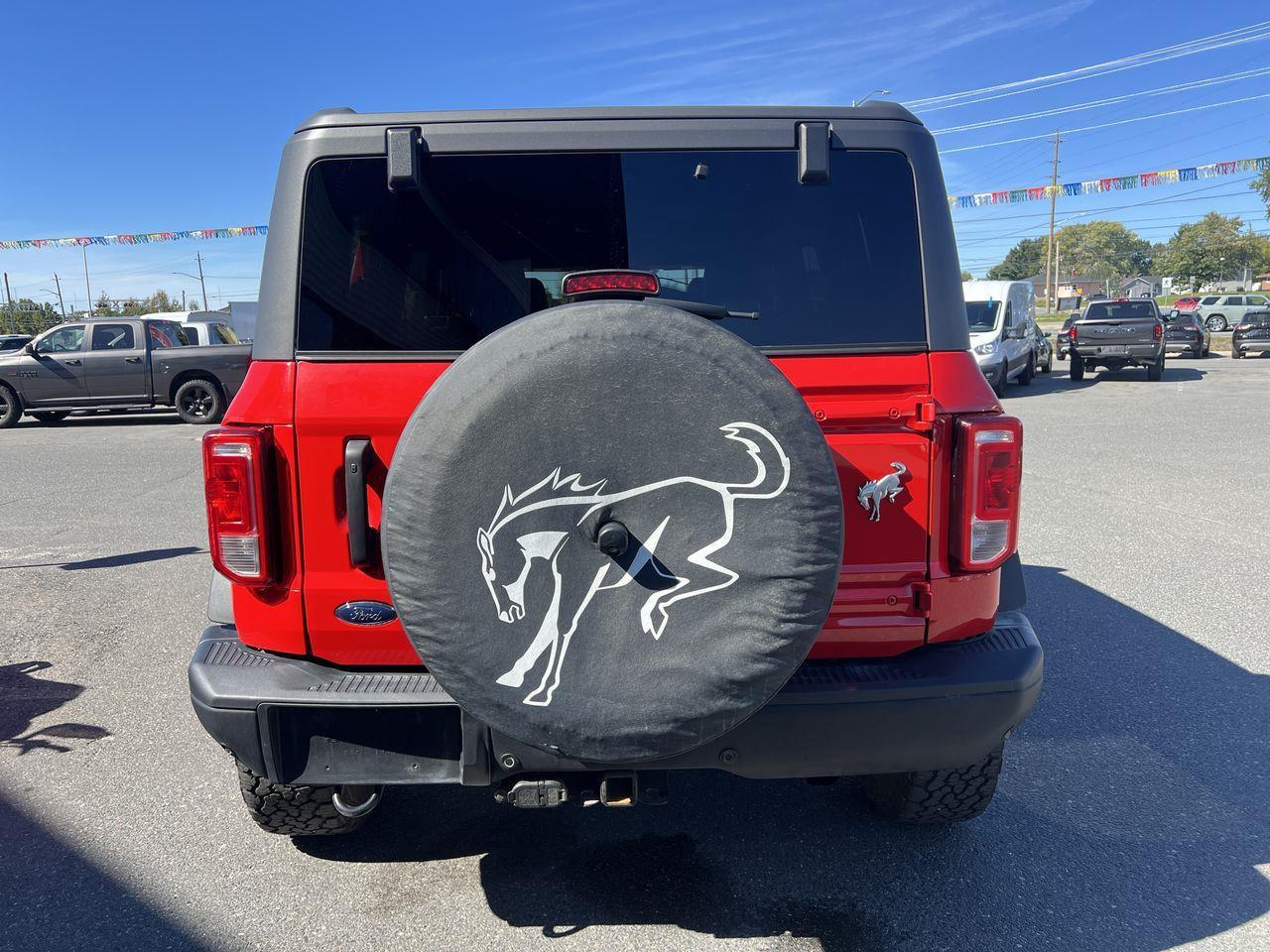 2022 Ford Bronco Black Diamond 4x4, SIRIUS XM, REVERSE CAMERA, NAV, CRUISE CONTROL, BLUETOOTH!! Photo