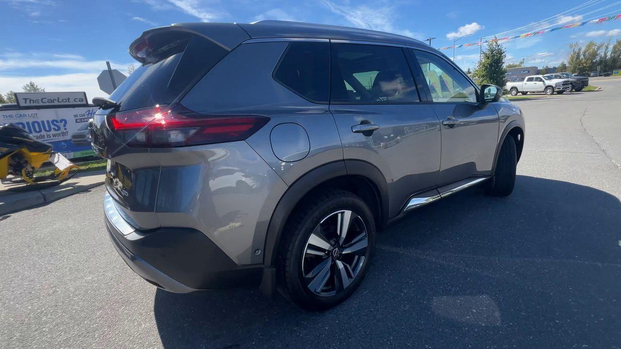 2023 Nissan Rogue SL AWD, MOONROOF, POWER LIFTGATE, LEATHER HEATED SEATS, NAV, BLIND SPOT SENSOR!! Photo