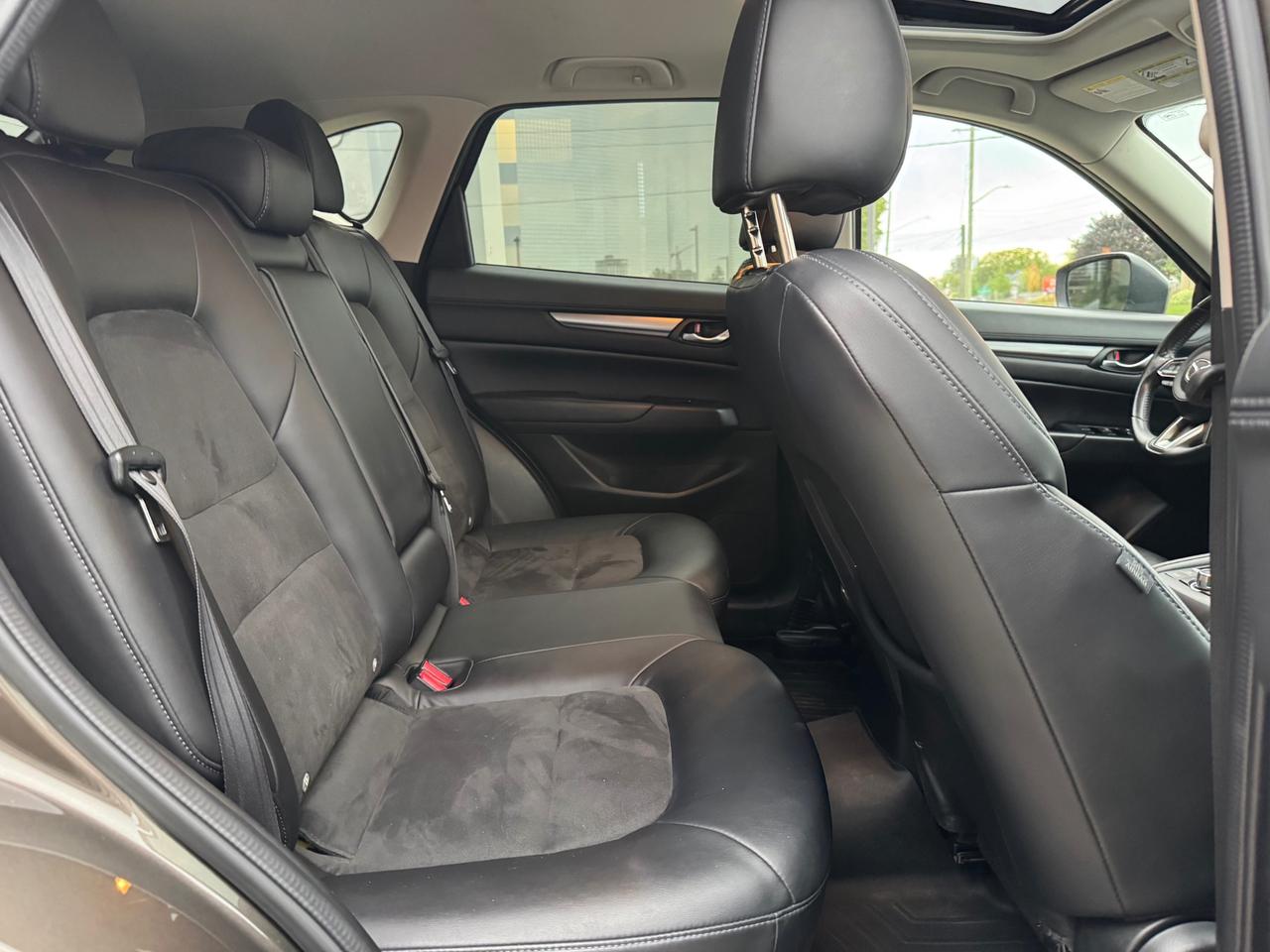 2017 Mazda CX-5 GS AWD | Accident Free | Sunroof | NAVI | LuxSuede | BSM | Heated Seats Photo