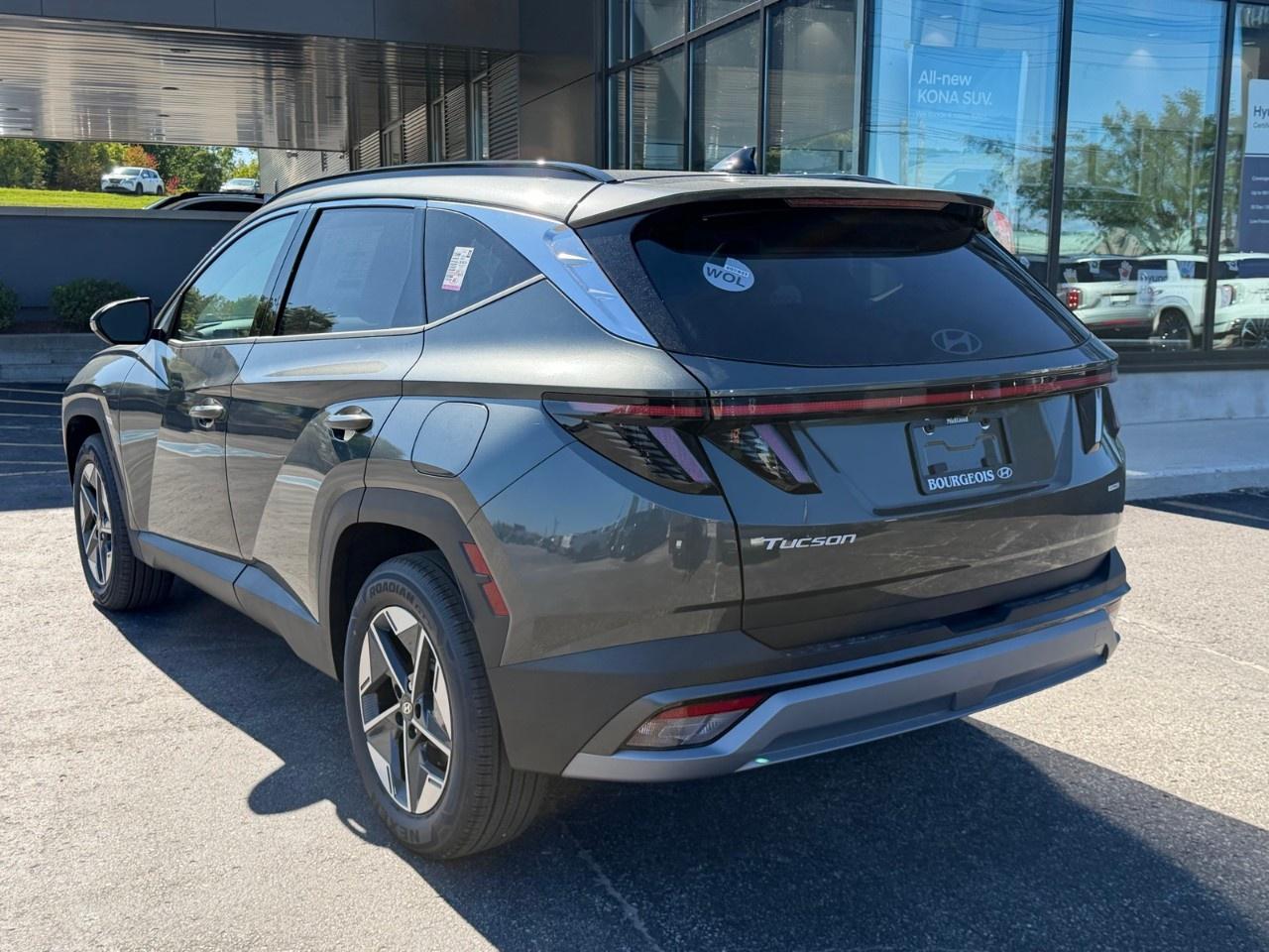 2026 Hyundai Tucson Preferred AWD w/Trend Pkg [TUCWDK2EPRTR] Photo