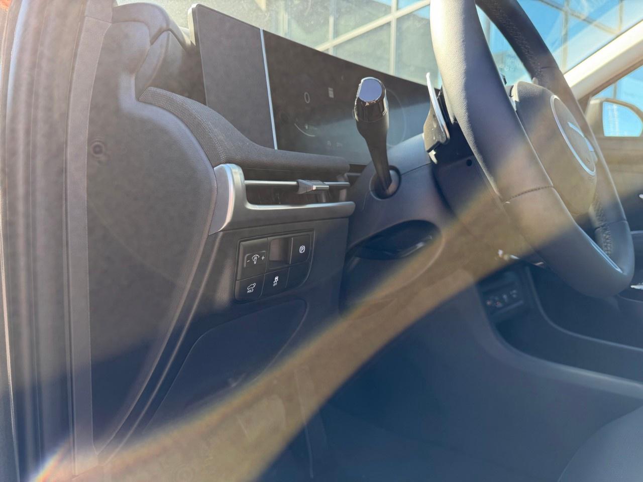 2026 Hyundai Tucson Preferred AWD w/Trend Pkg [TUCWDK2EPRTR] Photo