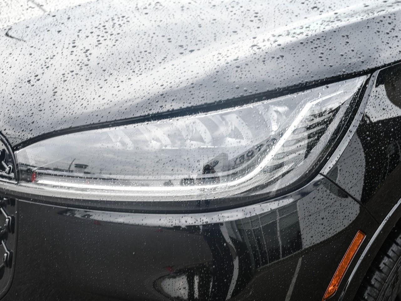 2027 Lincoln Aviator Reserve AWD Photo3