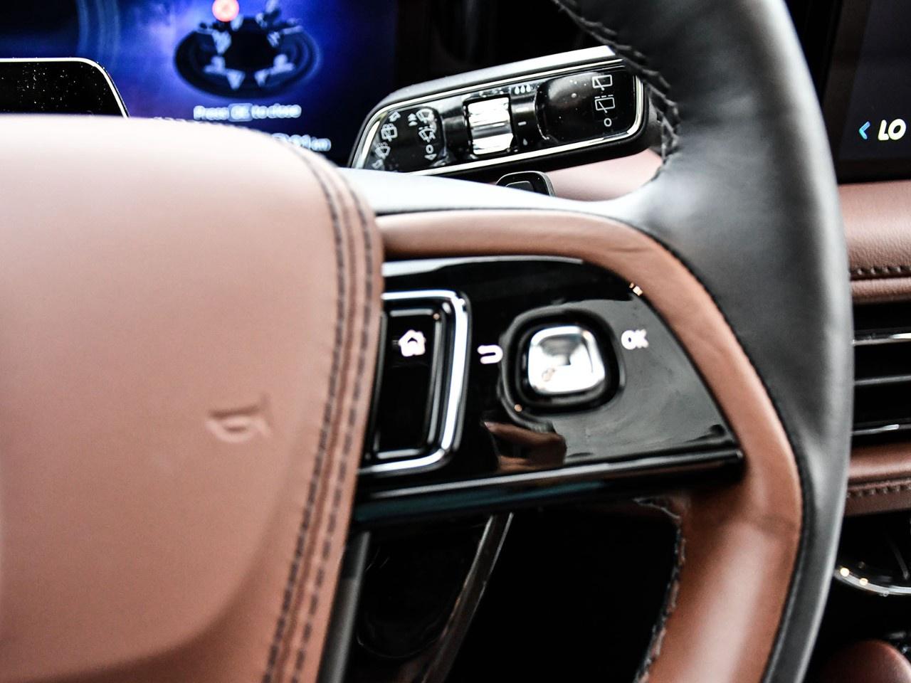2027 Lincoln Aviator Reserve AWD Photo