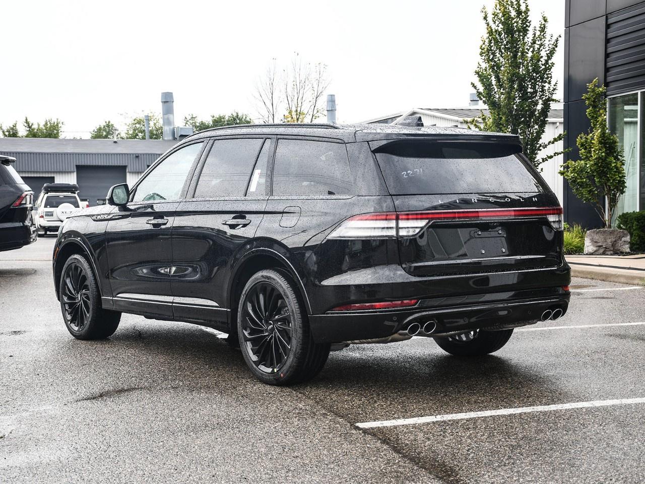 2027 Lincoln Aviator Reserve AWD Photo