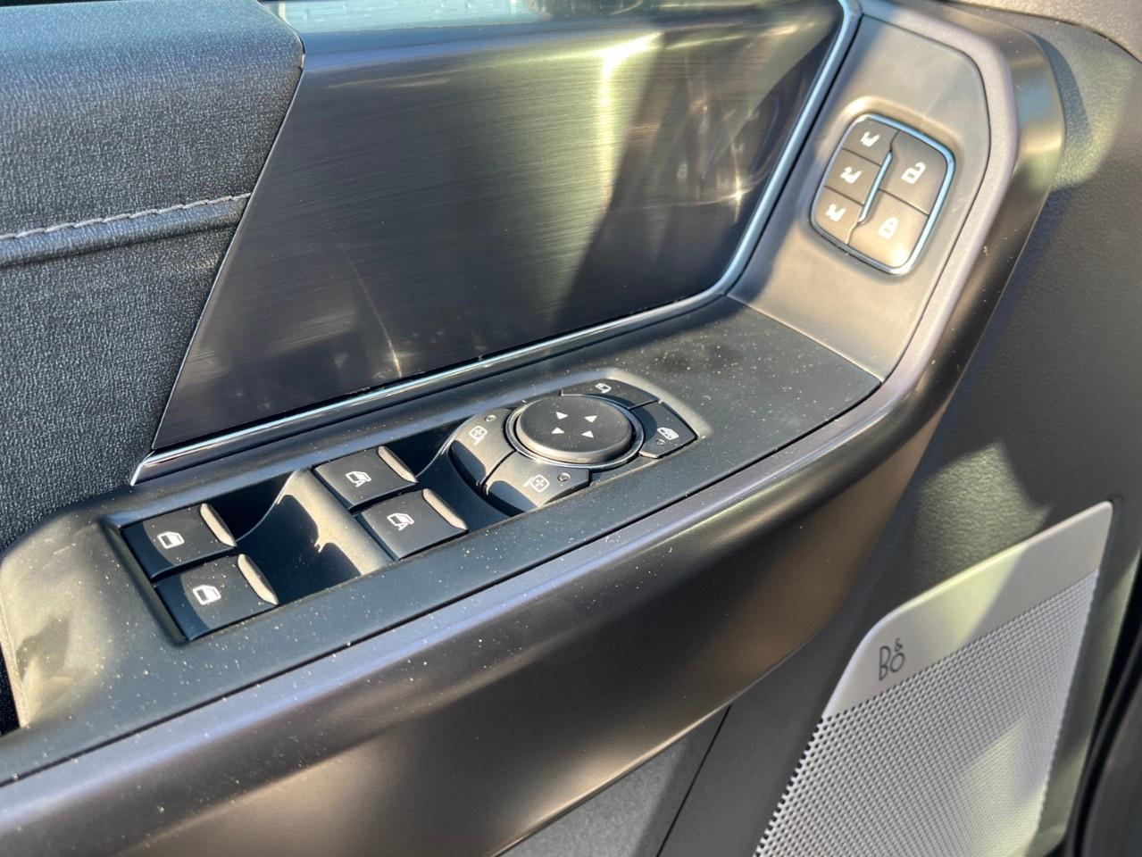2026 Ford F-150 Lariat 4WD SuperCrew 5.5' Box Photo