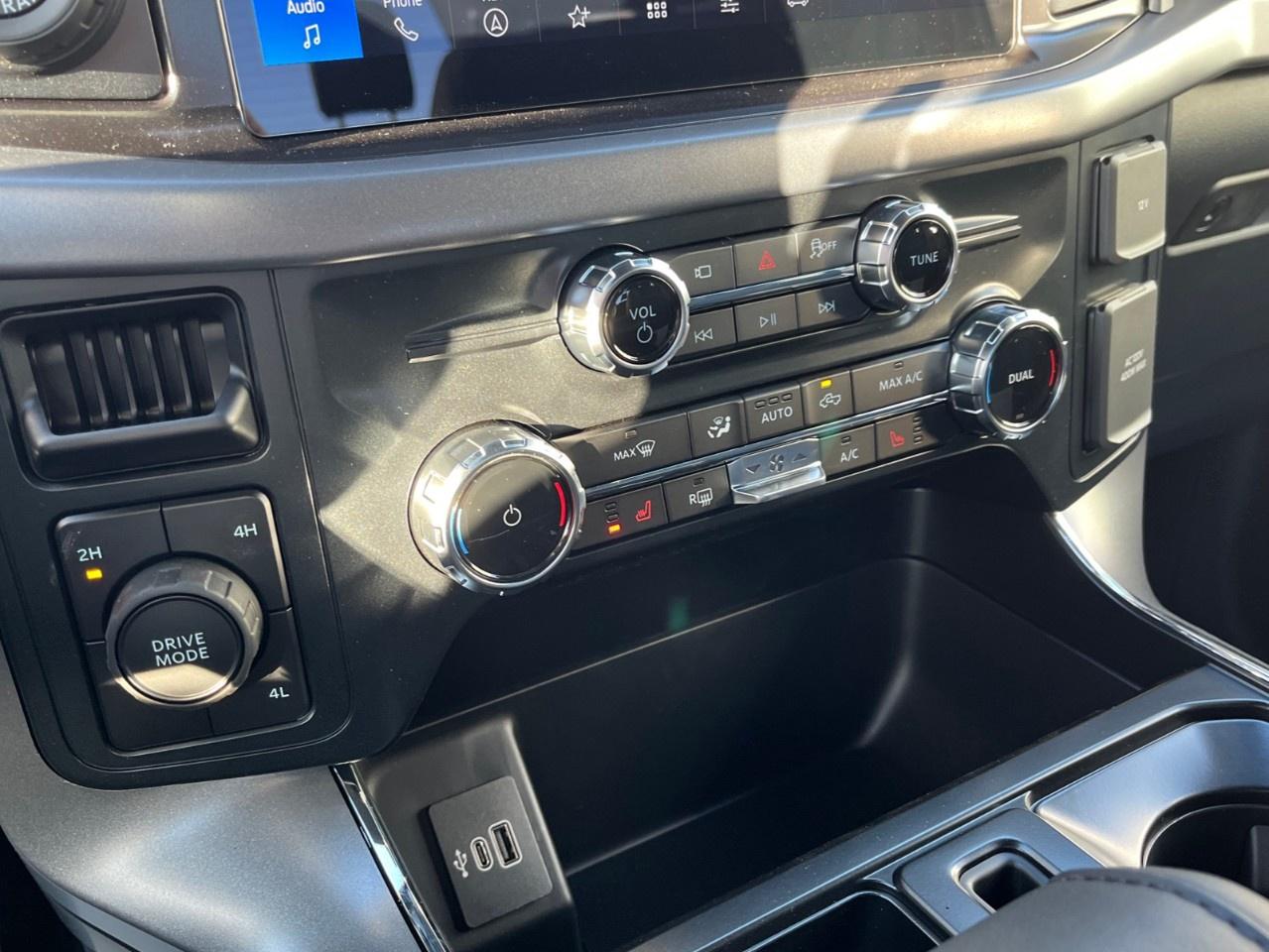 2026 Ford F-150 XLT 4WD SuperCrew 5.5' Box Photo