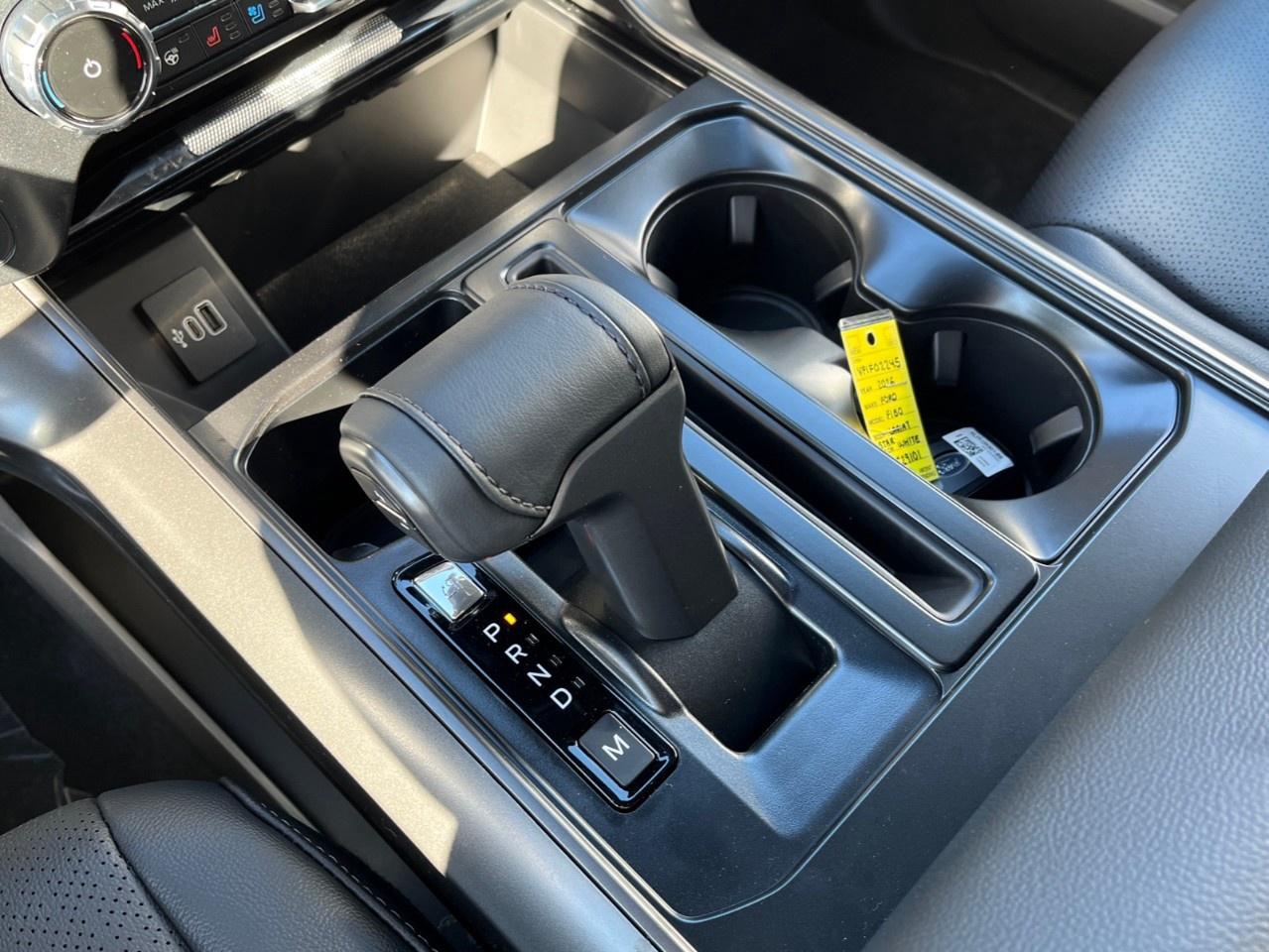 2026 Ford F-150 Lariat 4WD SuperCrew 5.5' Box Photo
