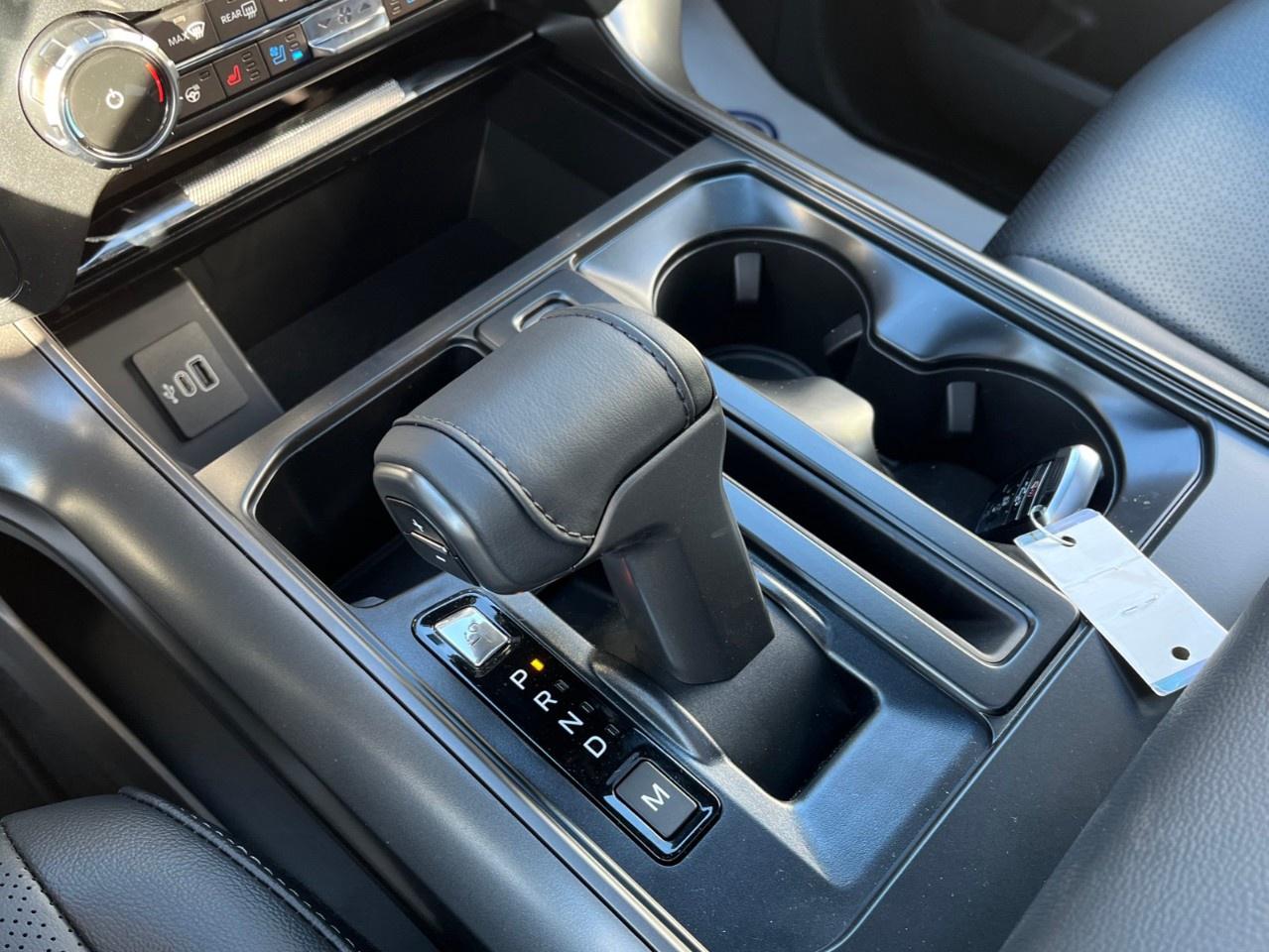 2026 Ford F-150 Lariat 4WD SuperCrew 5.5' Box Photo