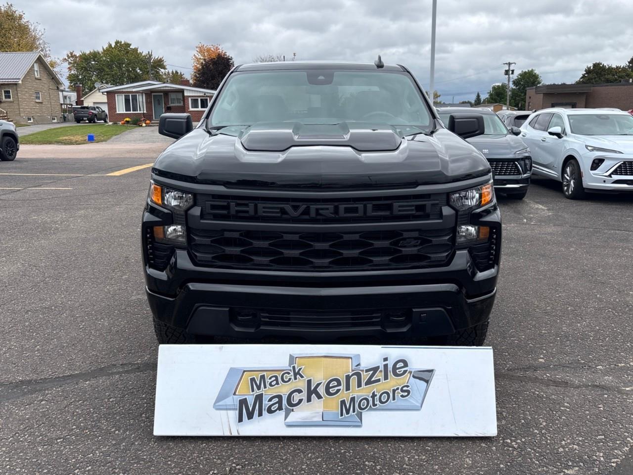 2026 Chevrolet Silverado 1500 Custom Trail Boss New 2026 Gas Powered V8 6 Passenger Crew Cab 4X4 Truck with a 2 Factory Installed Lift, Push Button Start with Remote Vehicle Start and a 7 Diagonal Touchscreen Radio with Wireless Apple CarPlay and W Photo0