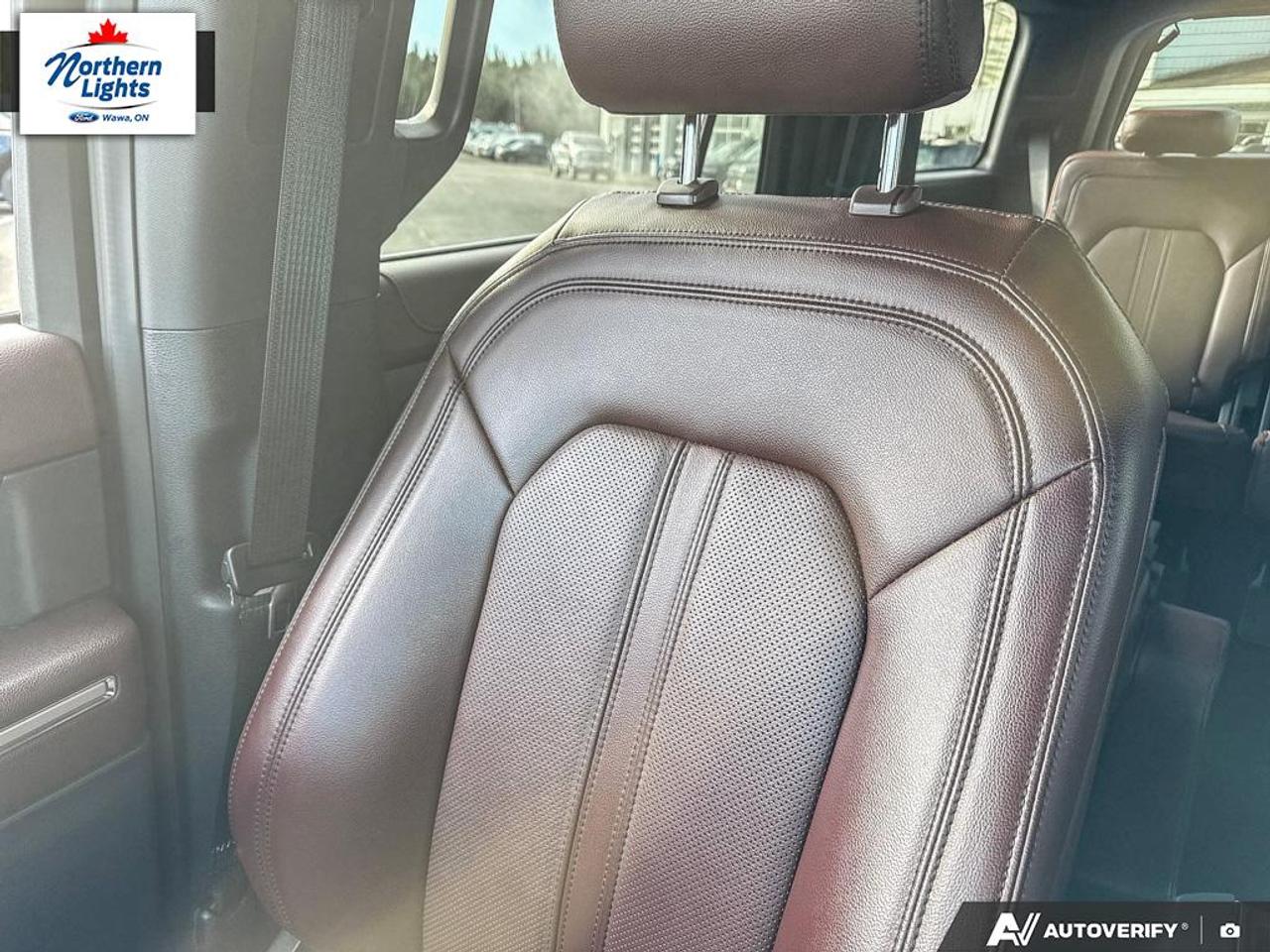 2022 Ford Expedition Limited  Photo