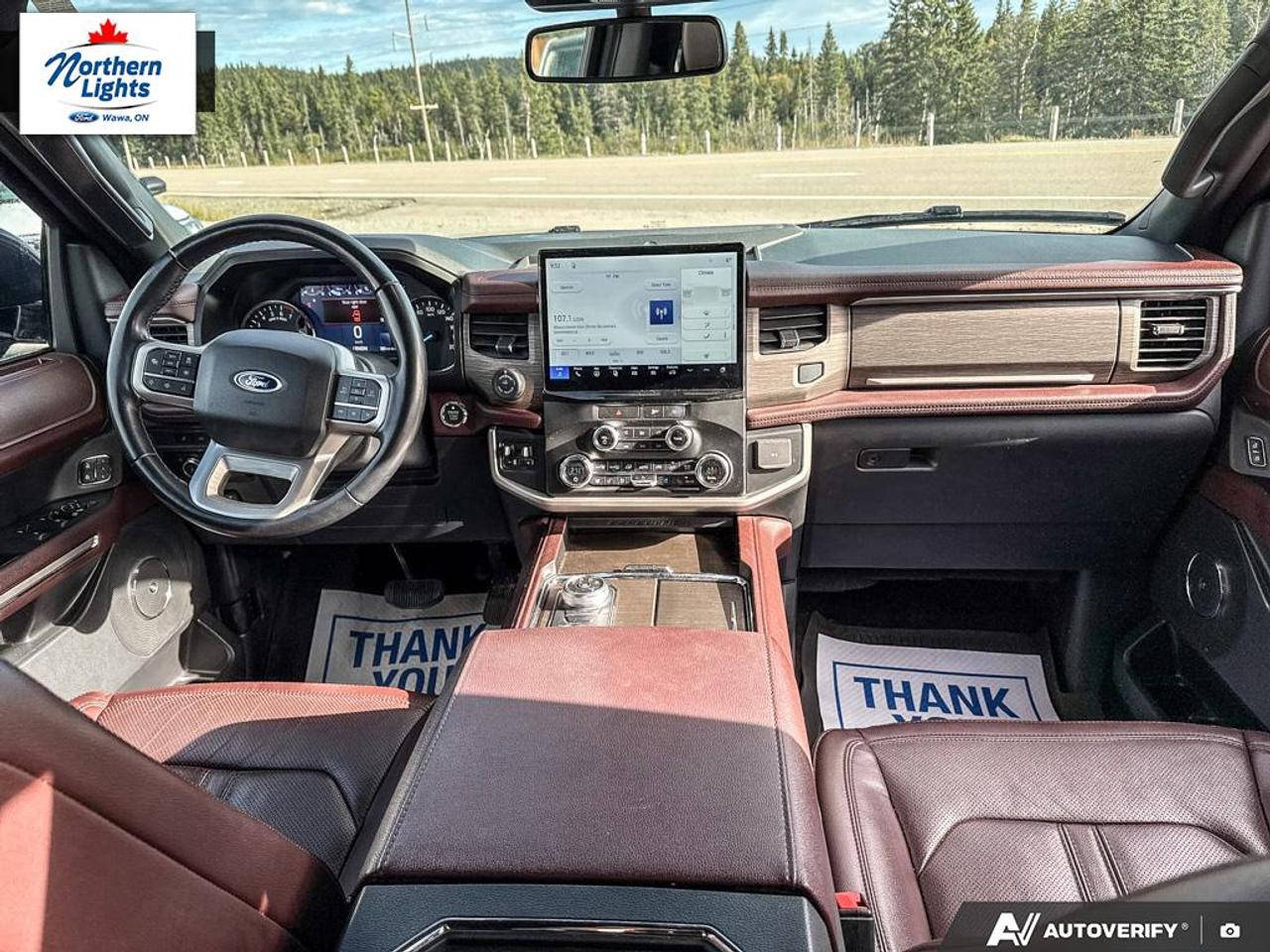 2022 Ford Expedition Limited  Photo
