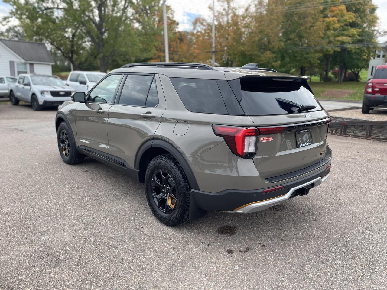 2027 Ford Explorer TREMOR Photo4