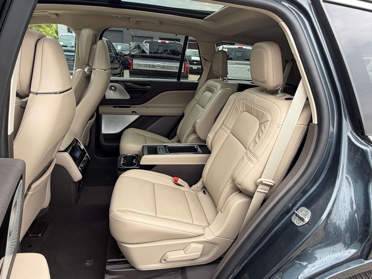 2022 Lincoln Aviator Grand Touring AWD Photo