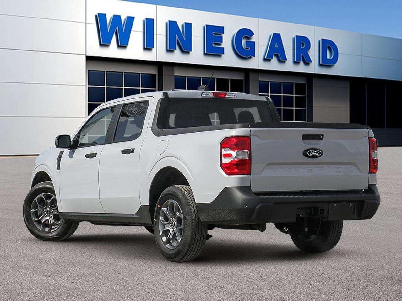 2026 Ford Maverick XLT AWD SuperCrew Photo3