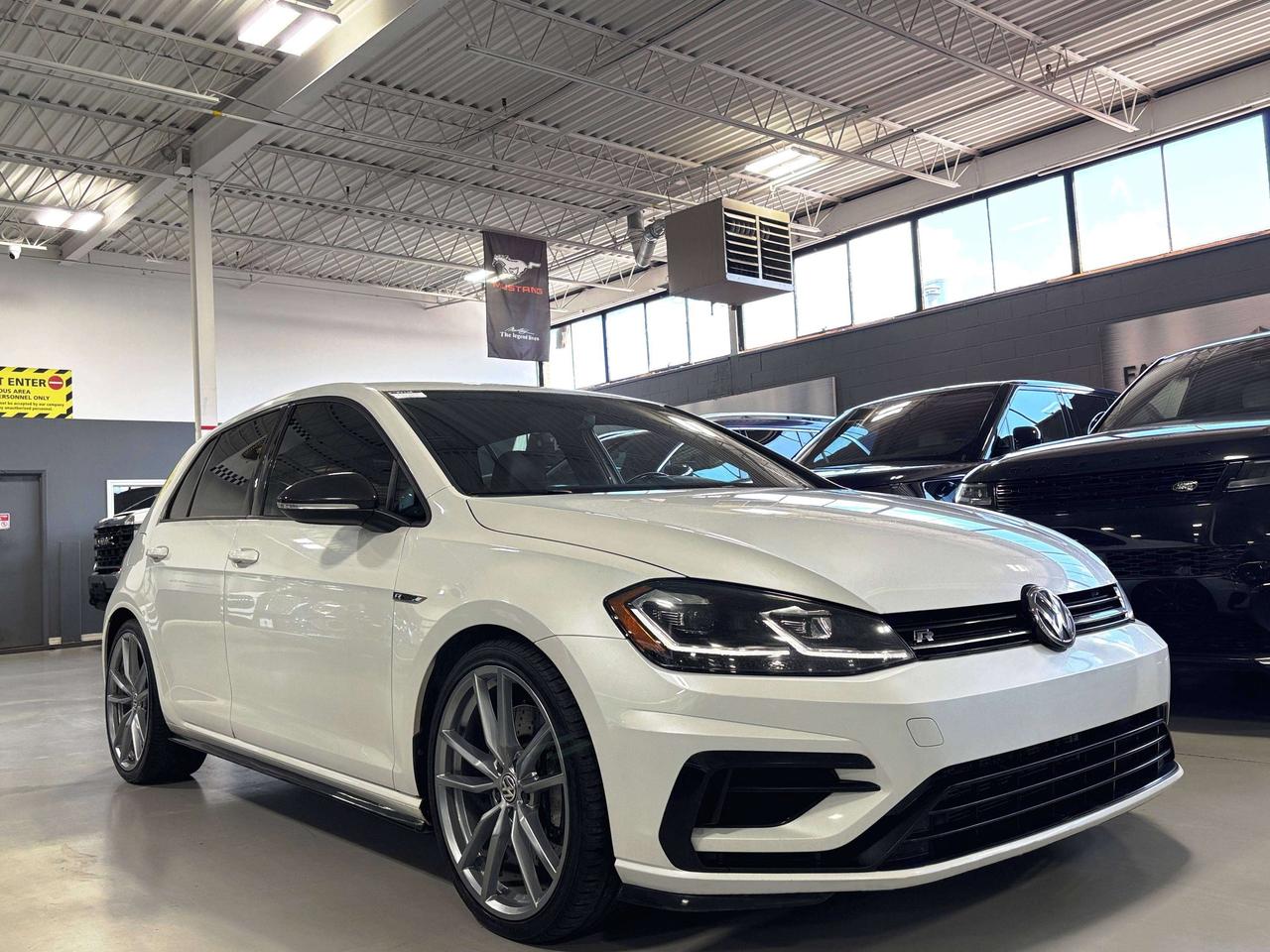 2019 Volkswagen Golf R DSG|AWD|NAV|FENDERAUDIO|CARBONTRIMS|CARBONMIRRORS| - Photo #1